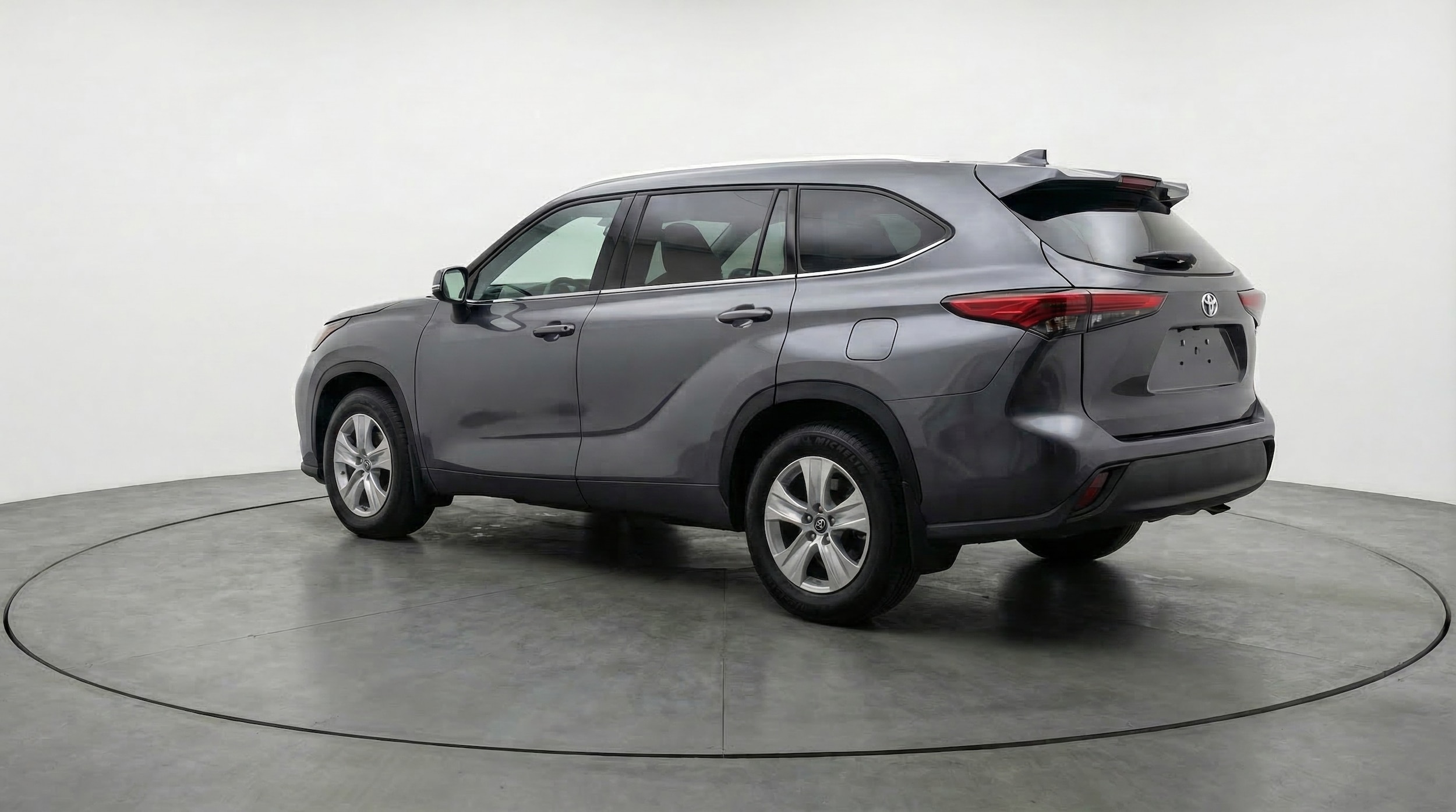 Thumbnail: 2025 Toyota Highlander - 5