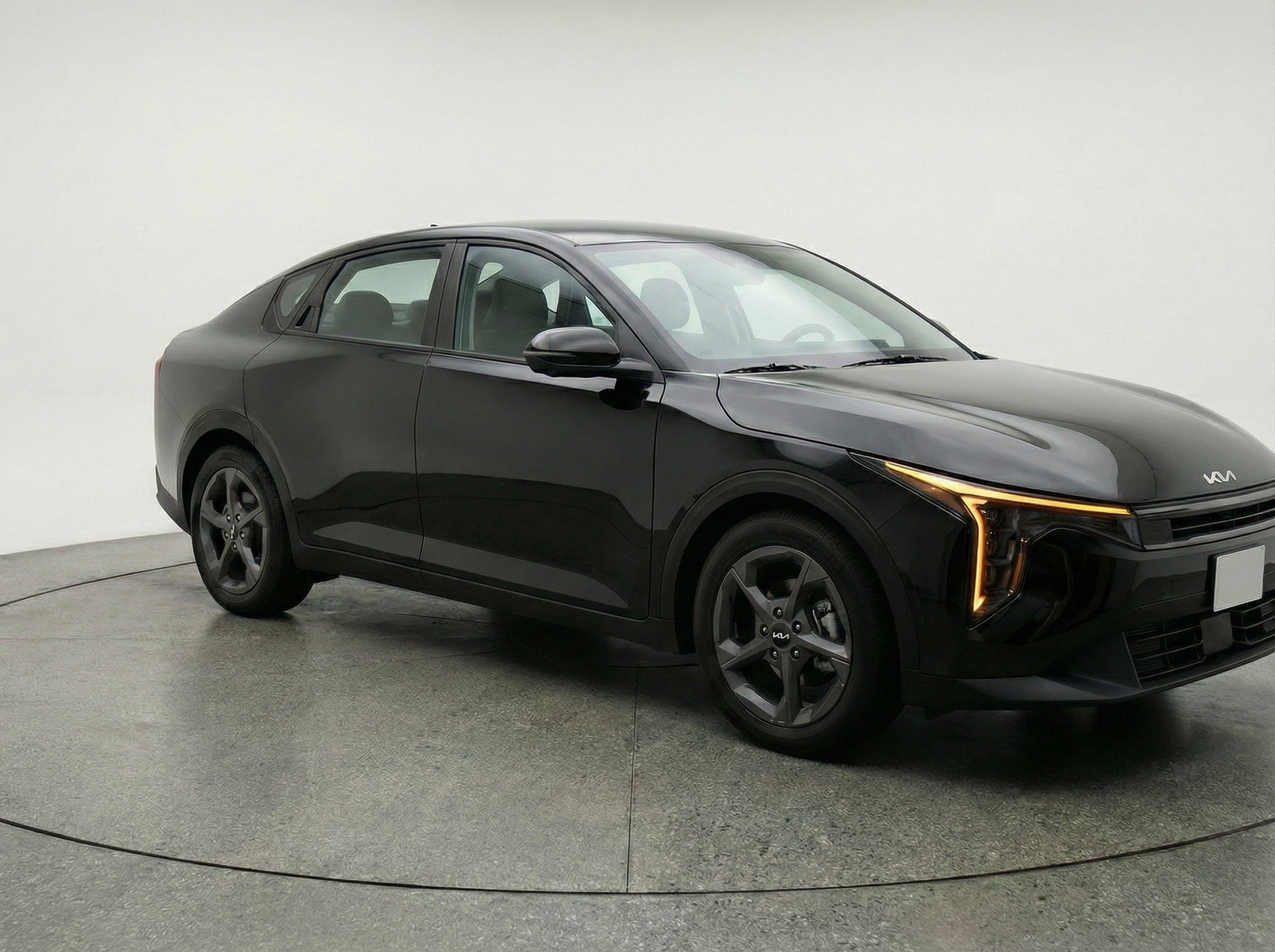 Thumbnail: 2025 Kia K4 - 1