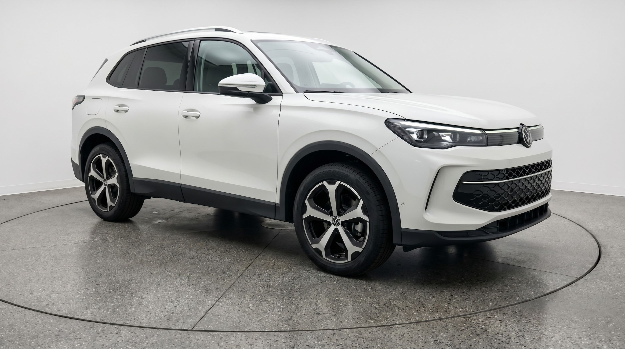 Thumbnail: 2026 Volkswagen Tiguan - 1