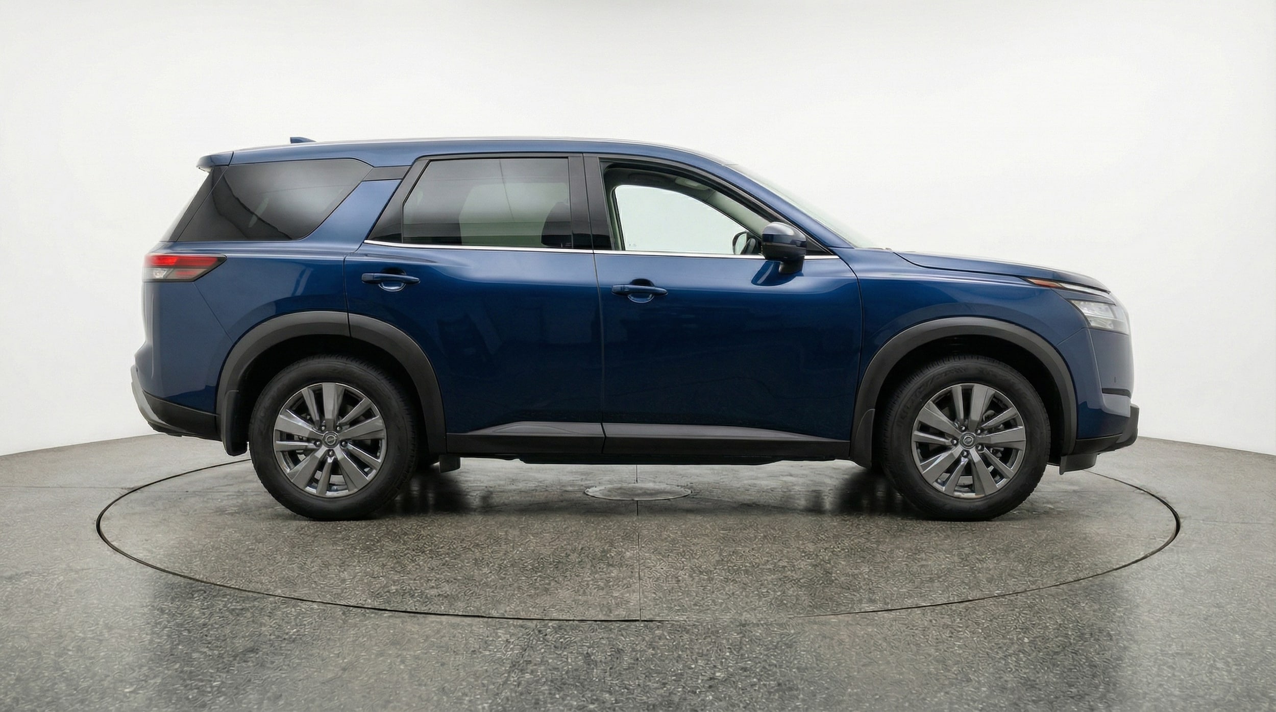 Thumbnail: 2025 Nissan Pathfinder - 8