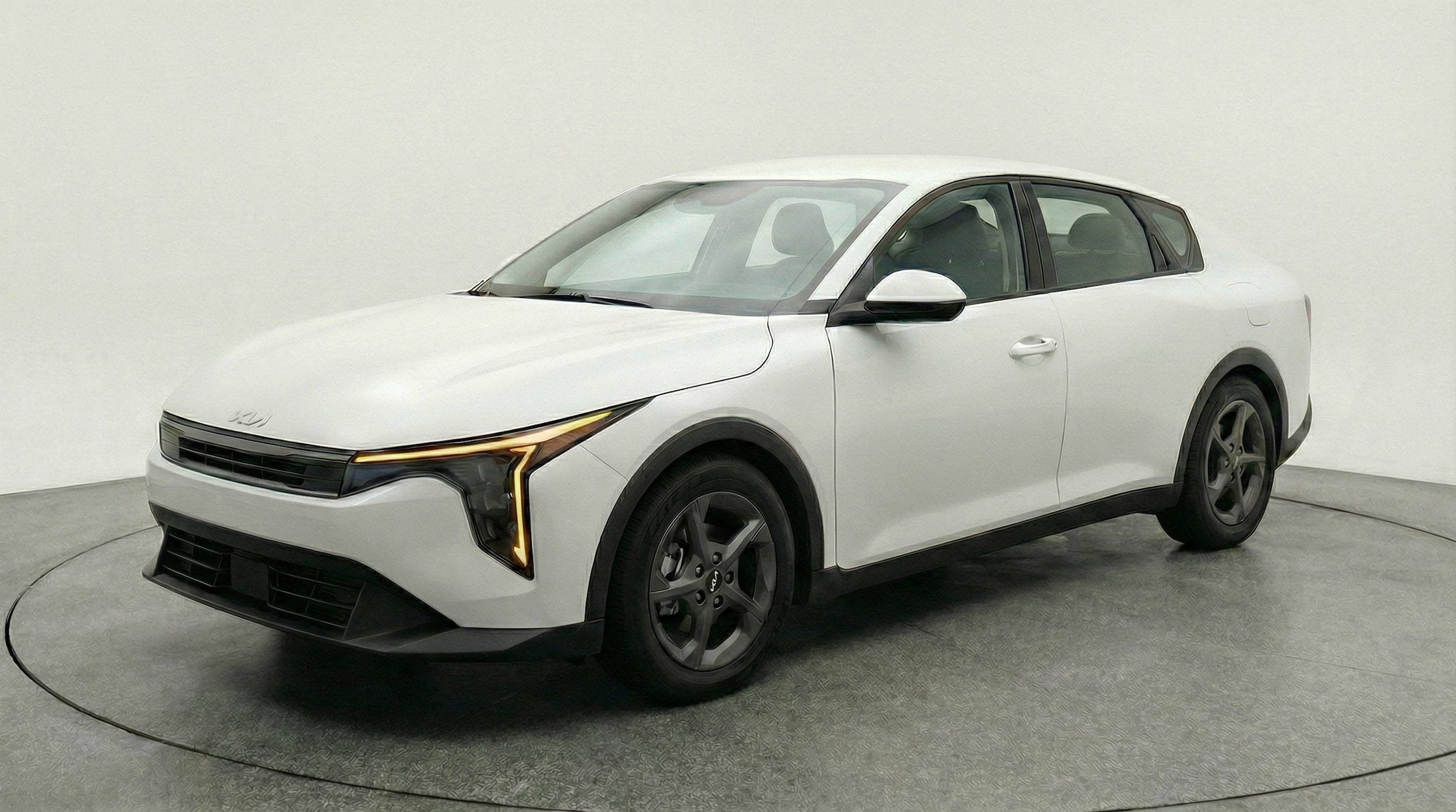 Thumbnail: 2025 Kia K4 - 3