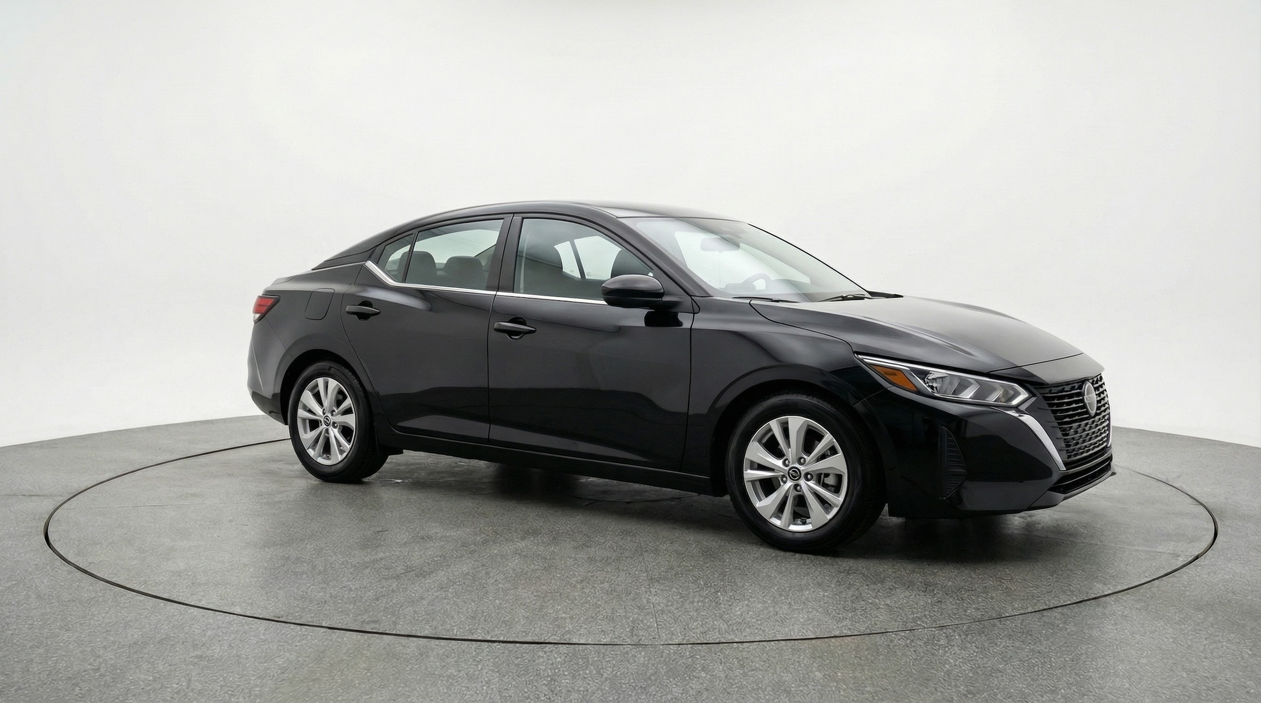 Thumbnail: 2025 Nissan Sentra - 1