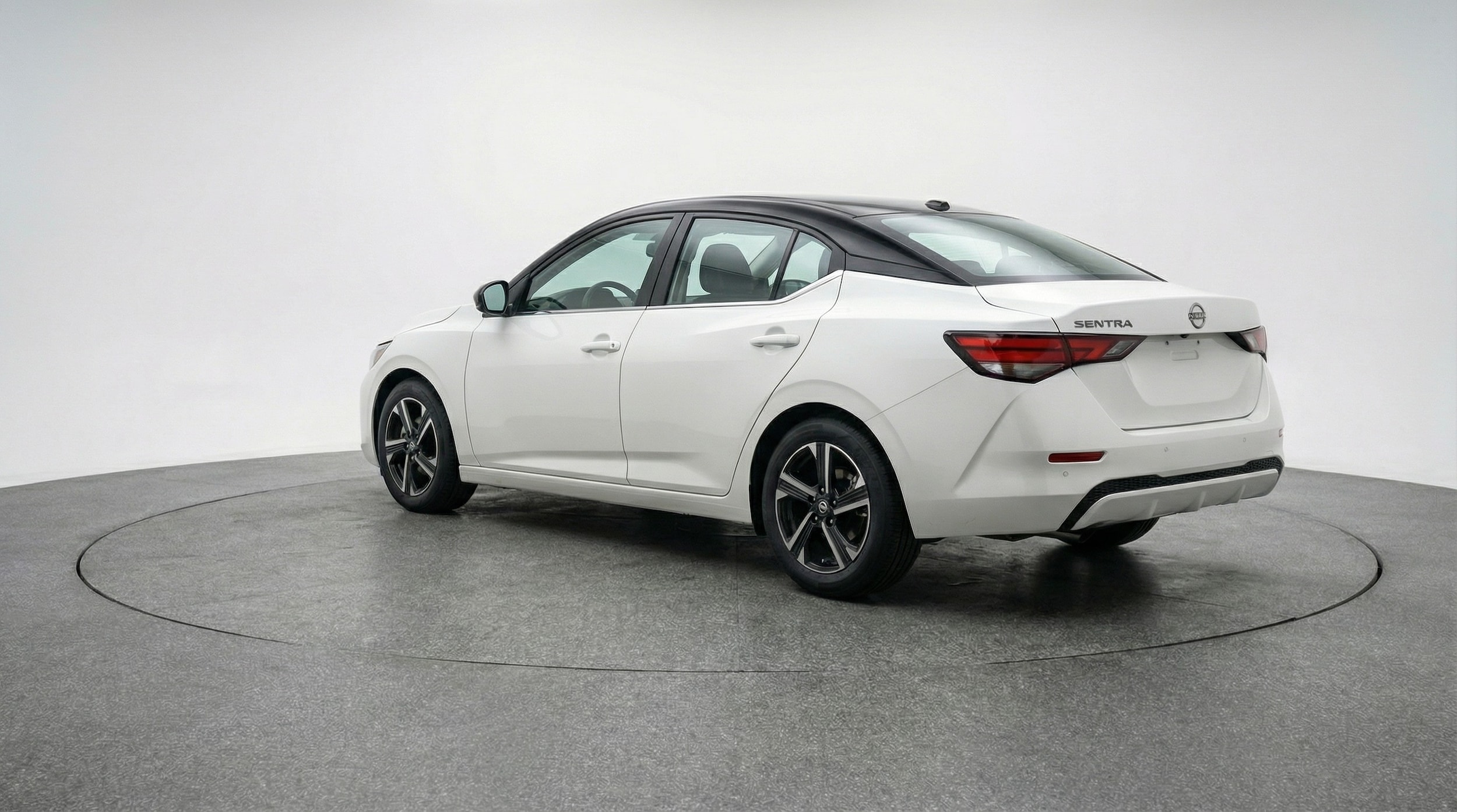 Thumbnail: 2025 Nissan Sentra - 5