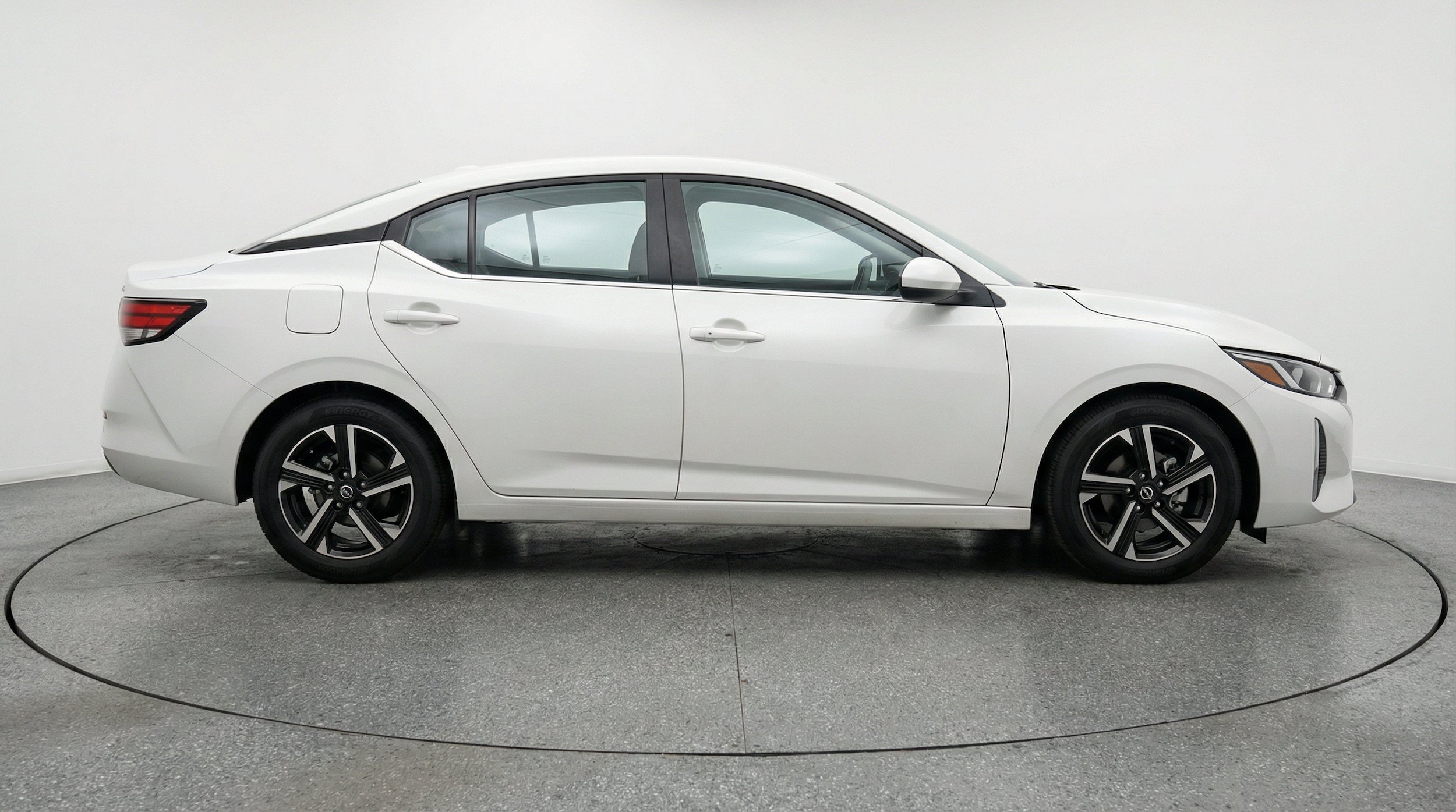 Thumbnail: 2025 Nissan Sentra - 11