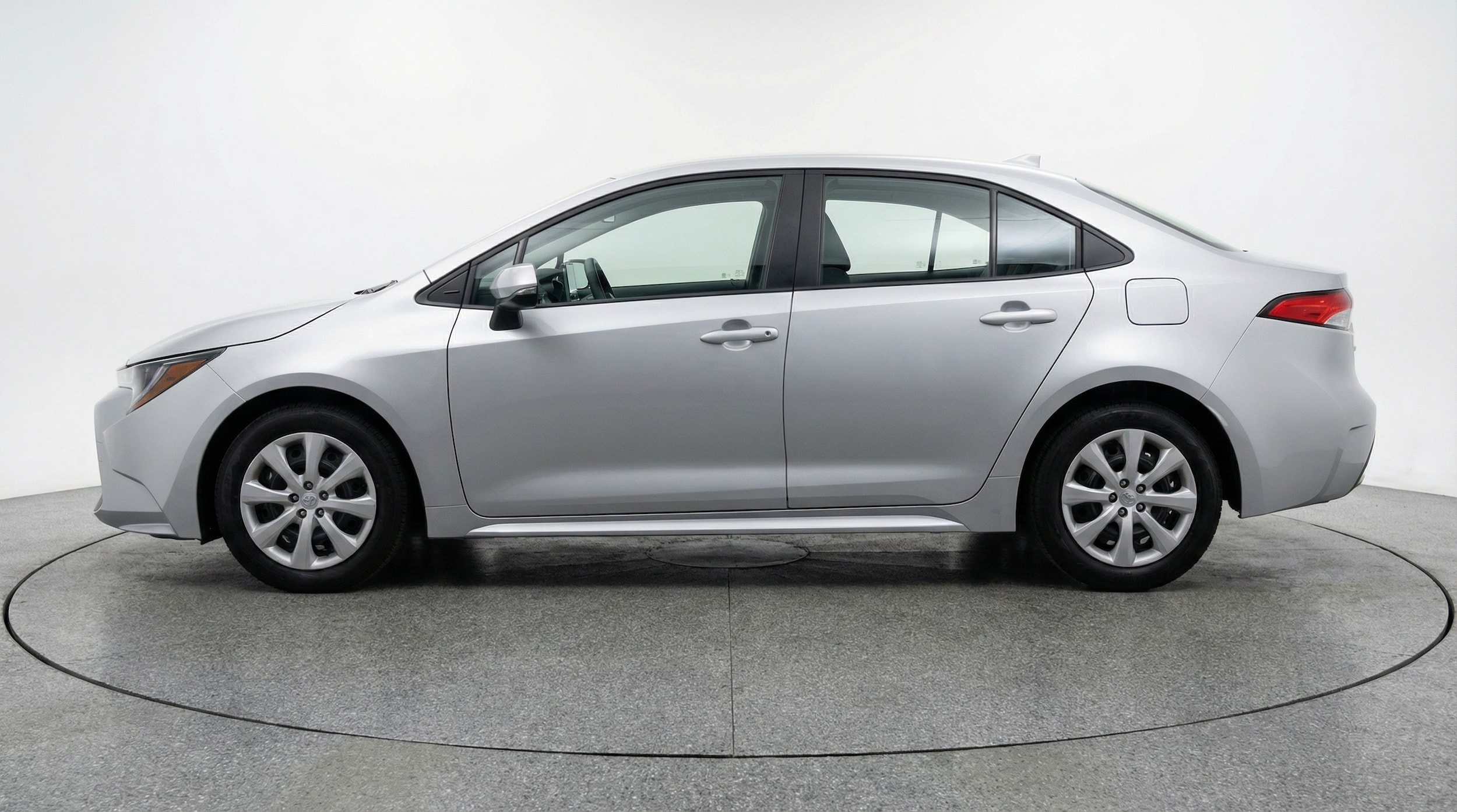 Thumbnail: 2025 Toyota Corolla - 4