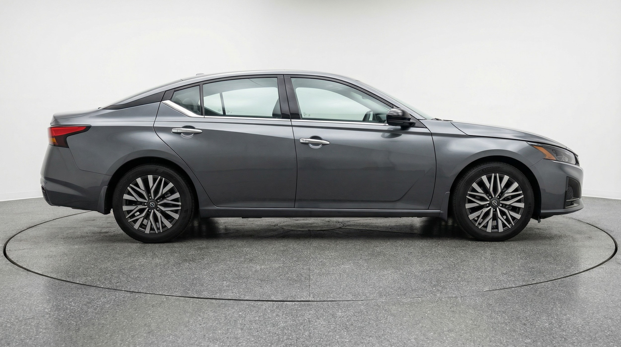 Thumbnail: 2025 Nissan Altima - 8