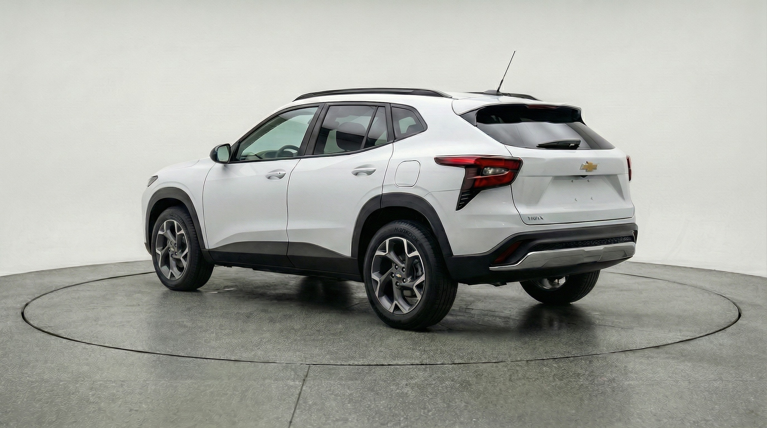 Thumbnail: 2025 Chevrolet Trax - 5