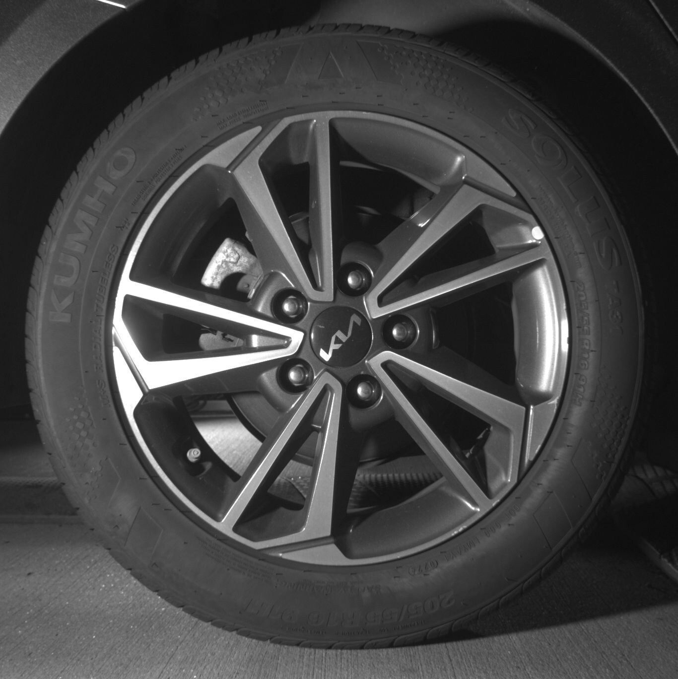 Thumbnail: 2024 Kia Forte - 12