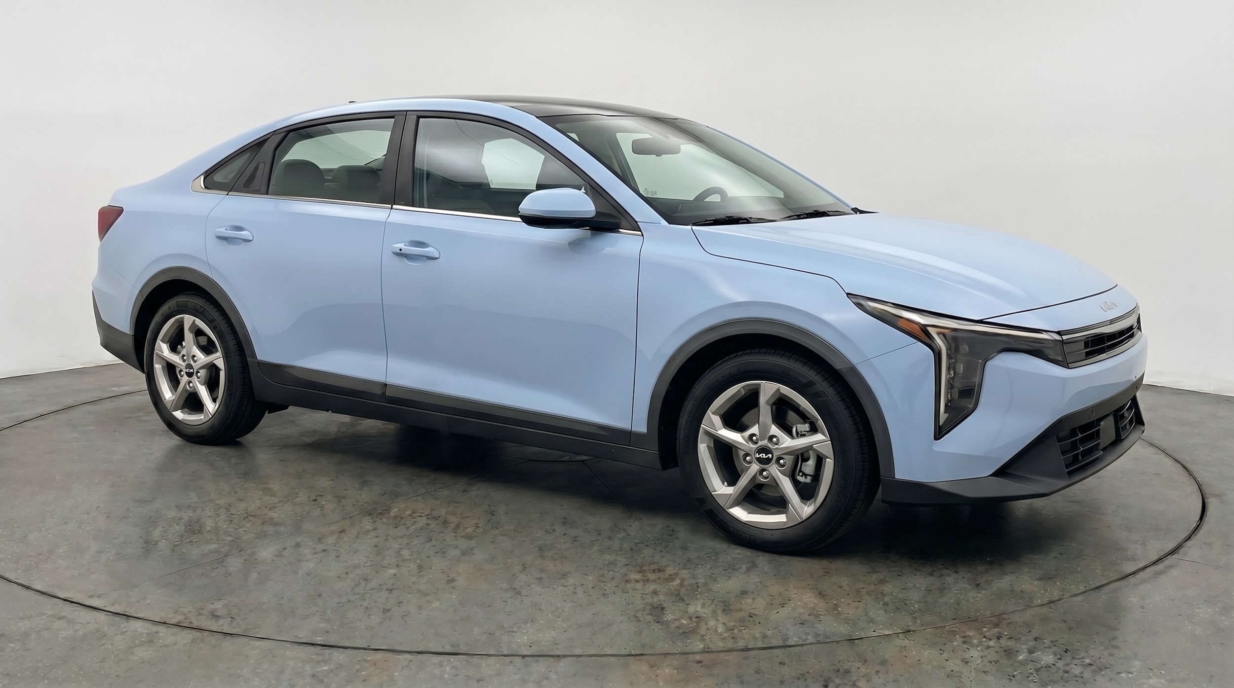 Thumbnail: 2026 Kia K4 - 1