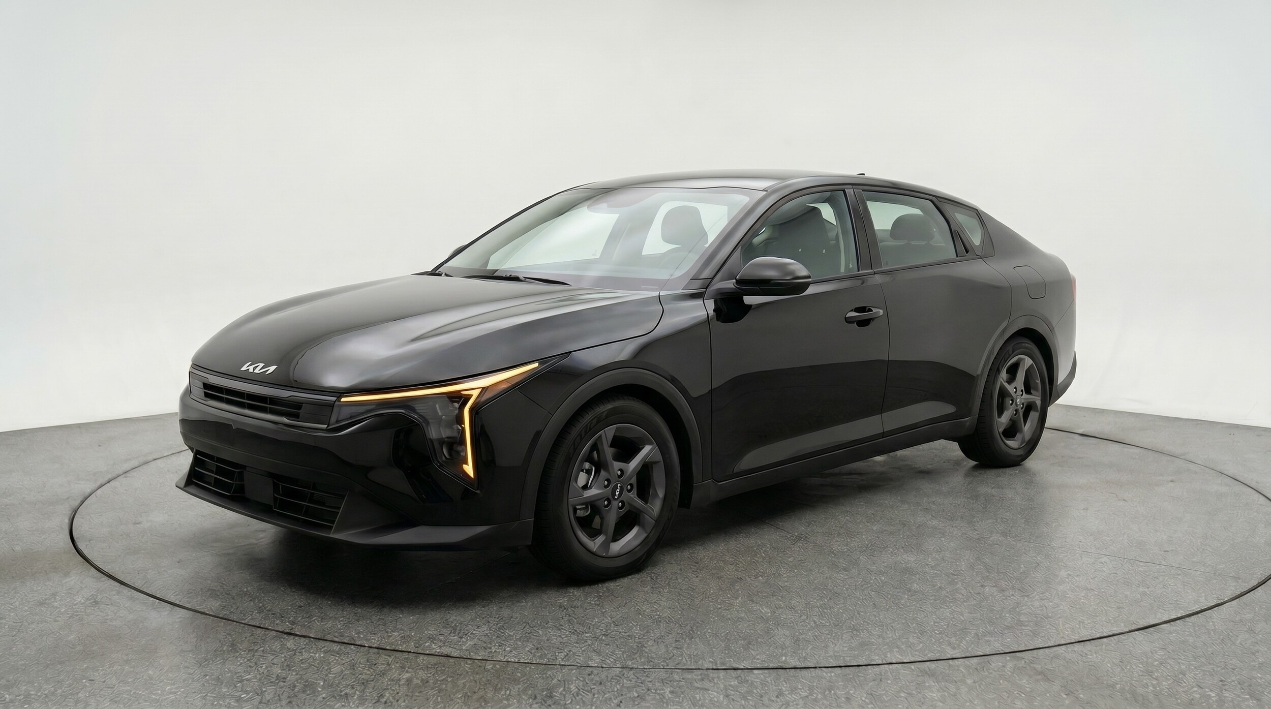 Thumbnail: 2025 Kia K4 - 3