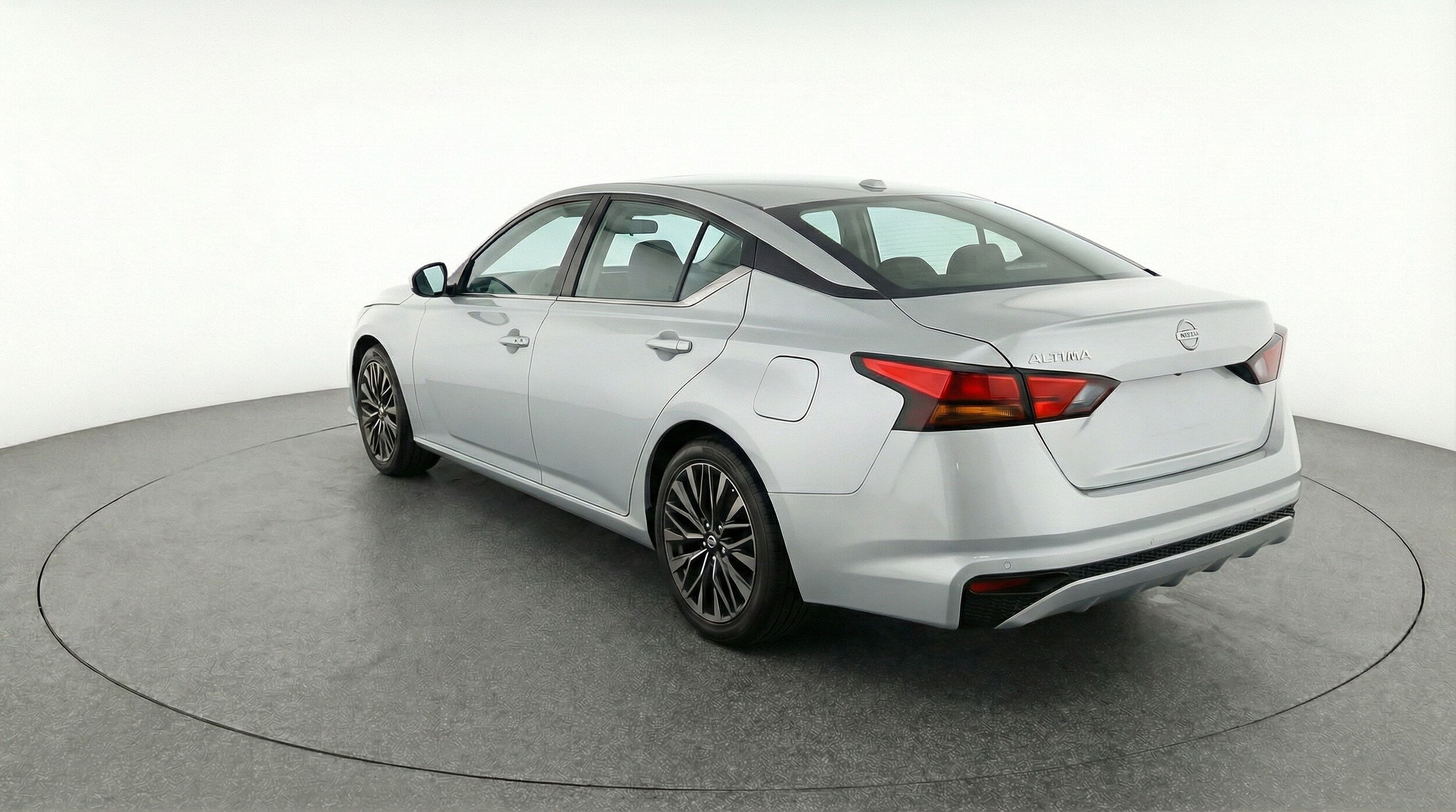 Thumbnail: 2025 Nissan Altima - 5