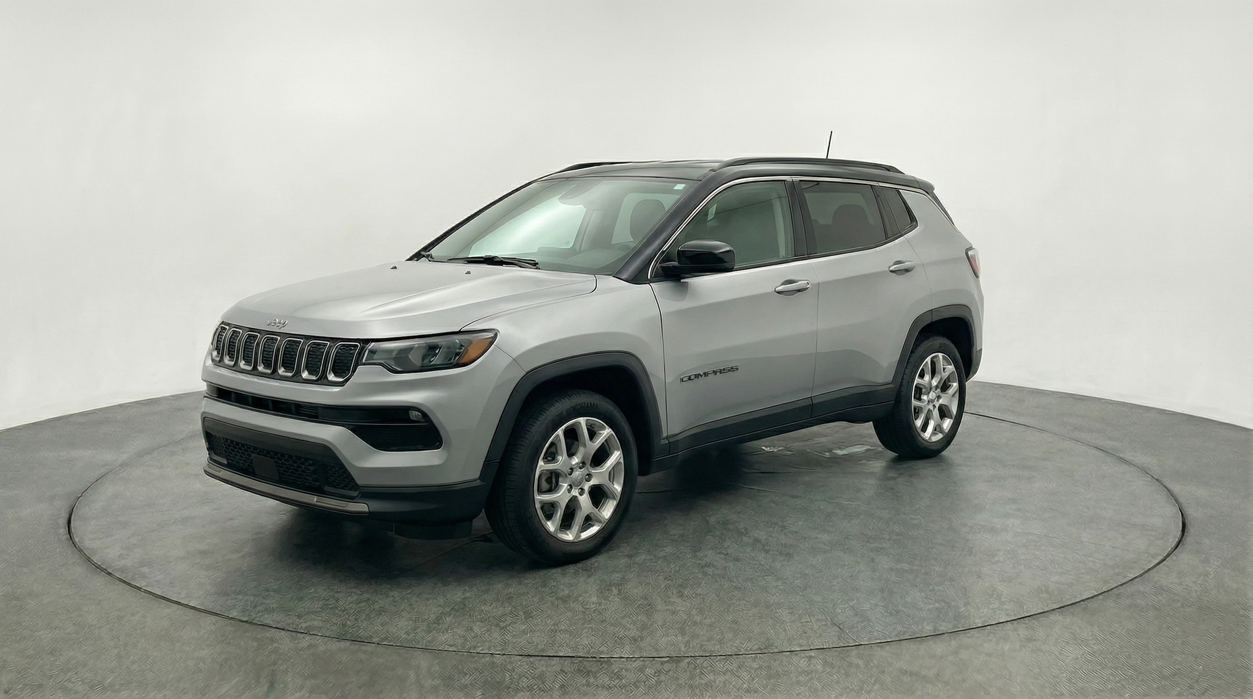 Thumbnail: 2025 Jeep Compass - 3