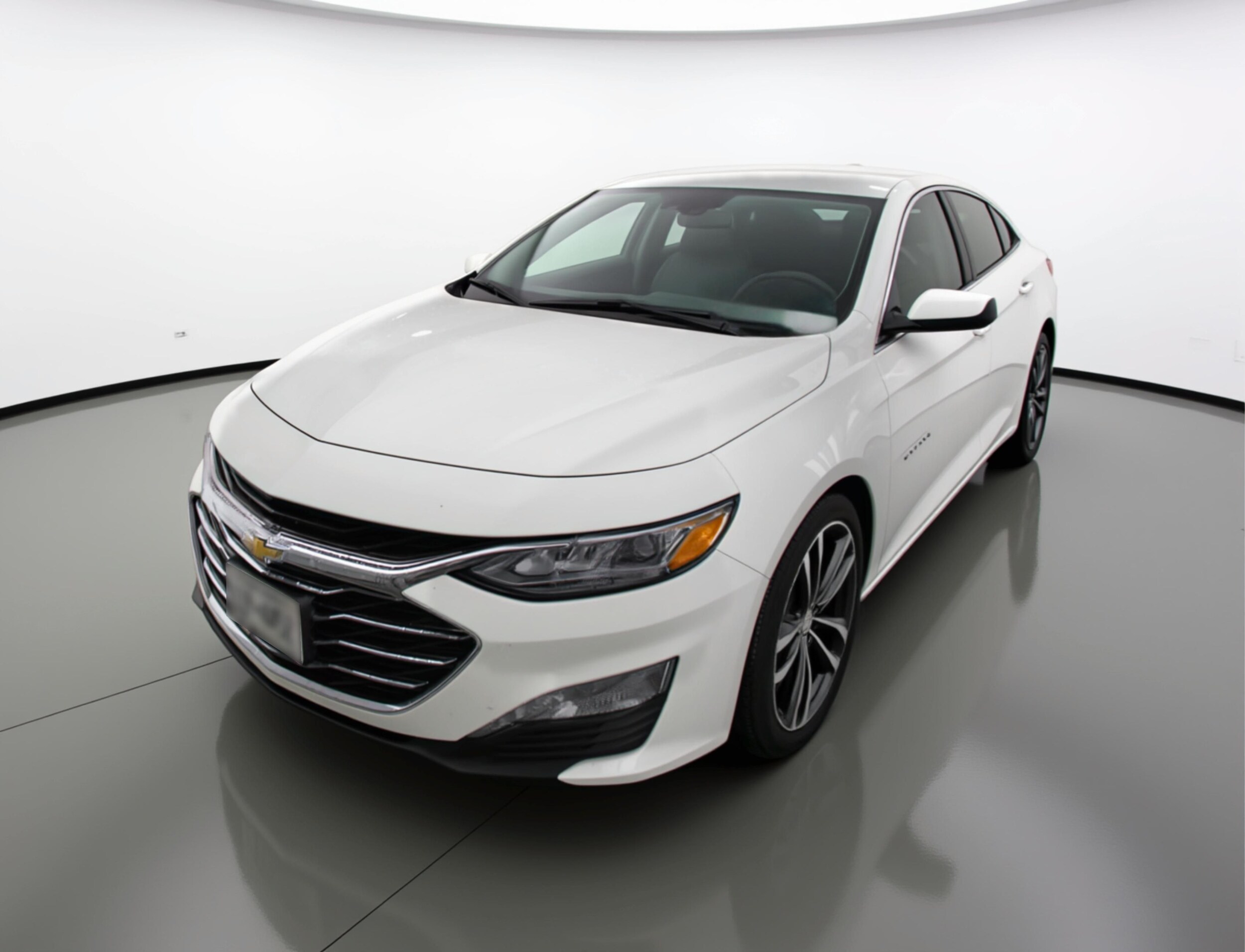 Thumbnail: 2024 Chevrolet Malibu - 3