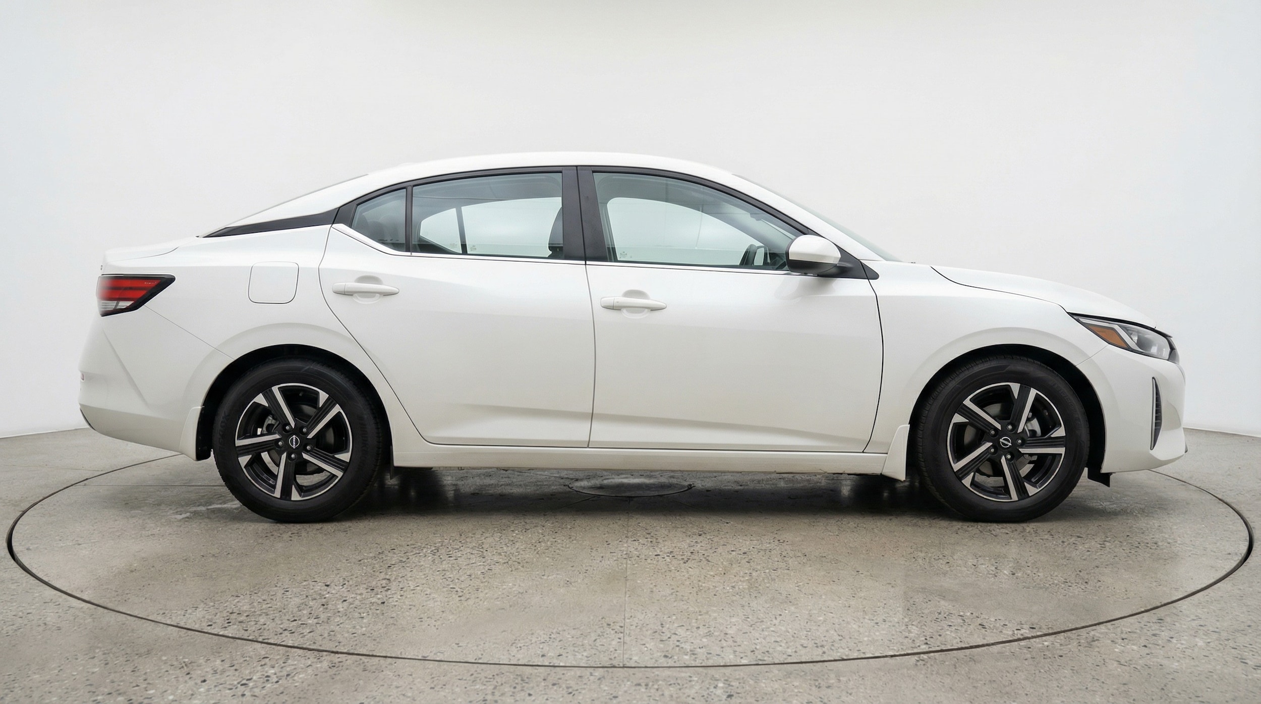 Thumbnail: 2025 Nissan Sentra - 8