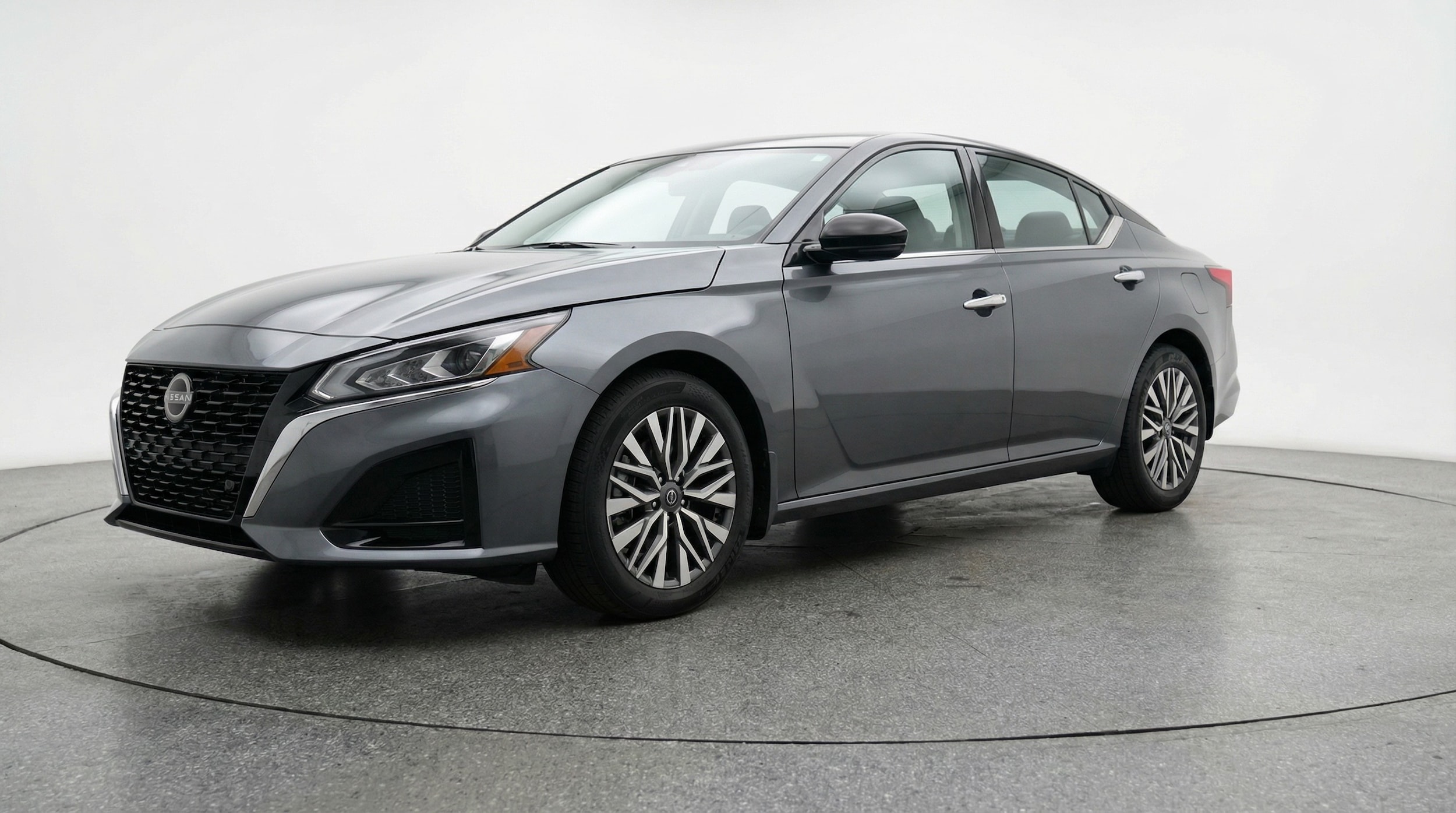 Thumbnail: 2025 Nissan Altima - 3