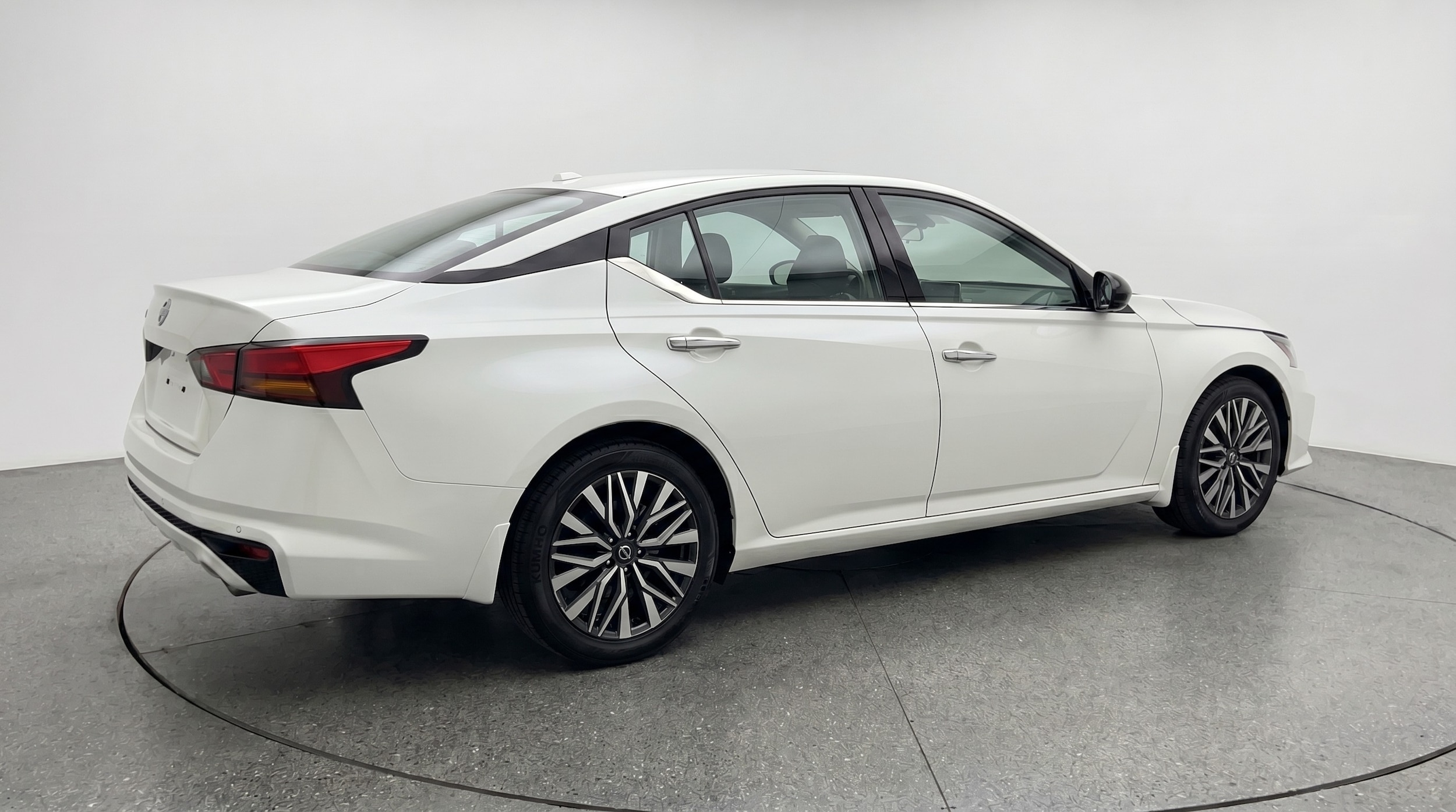 Thumbnail: 2025 Nissan Altima - 7