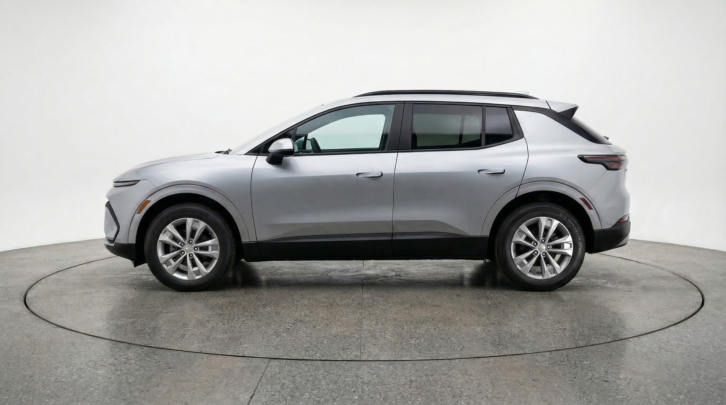 Thumbnail: 2025 Chevrolet Equinox - 4