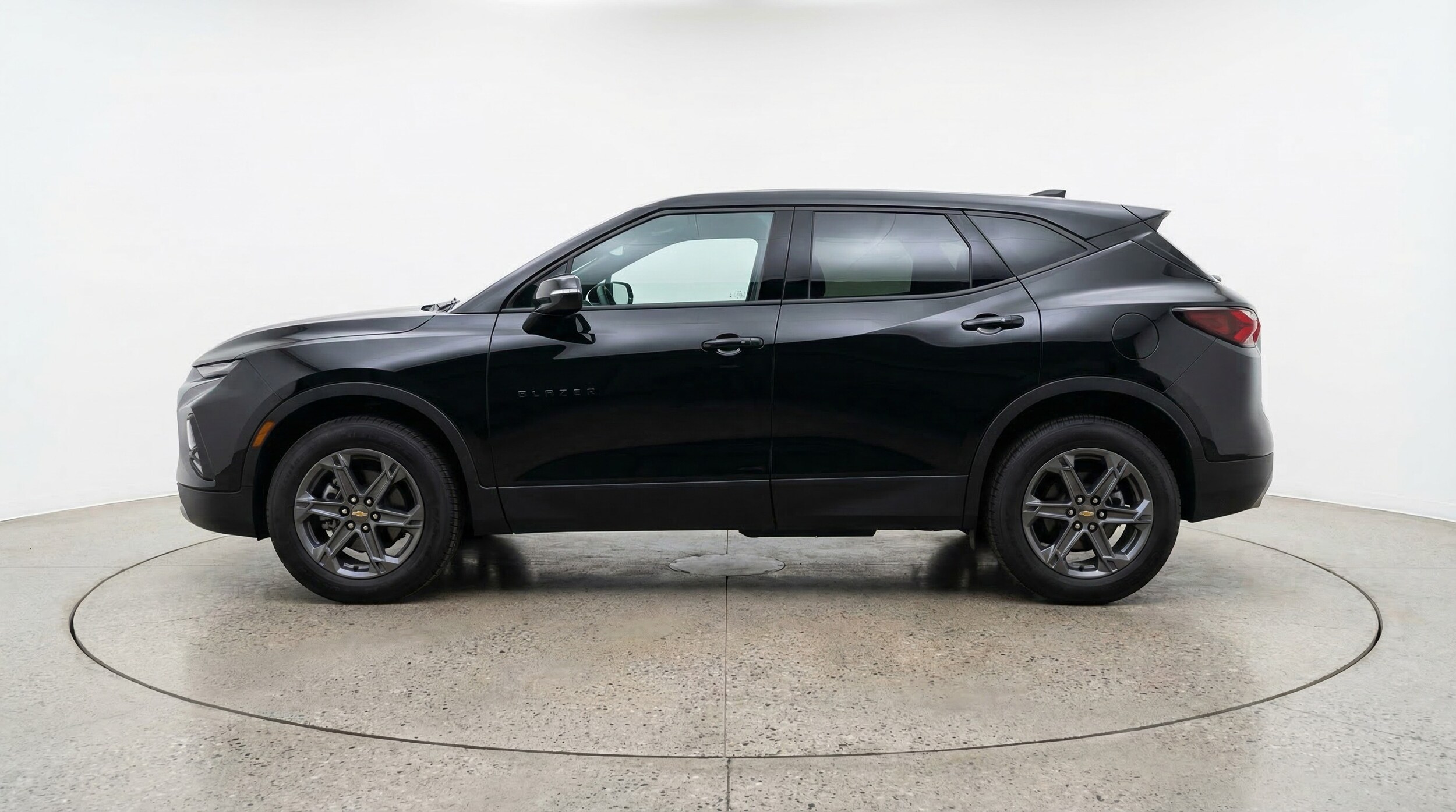 Thumbnail: 2025 Chevrolet Blazer - 4