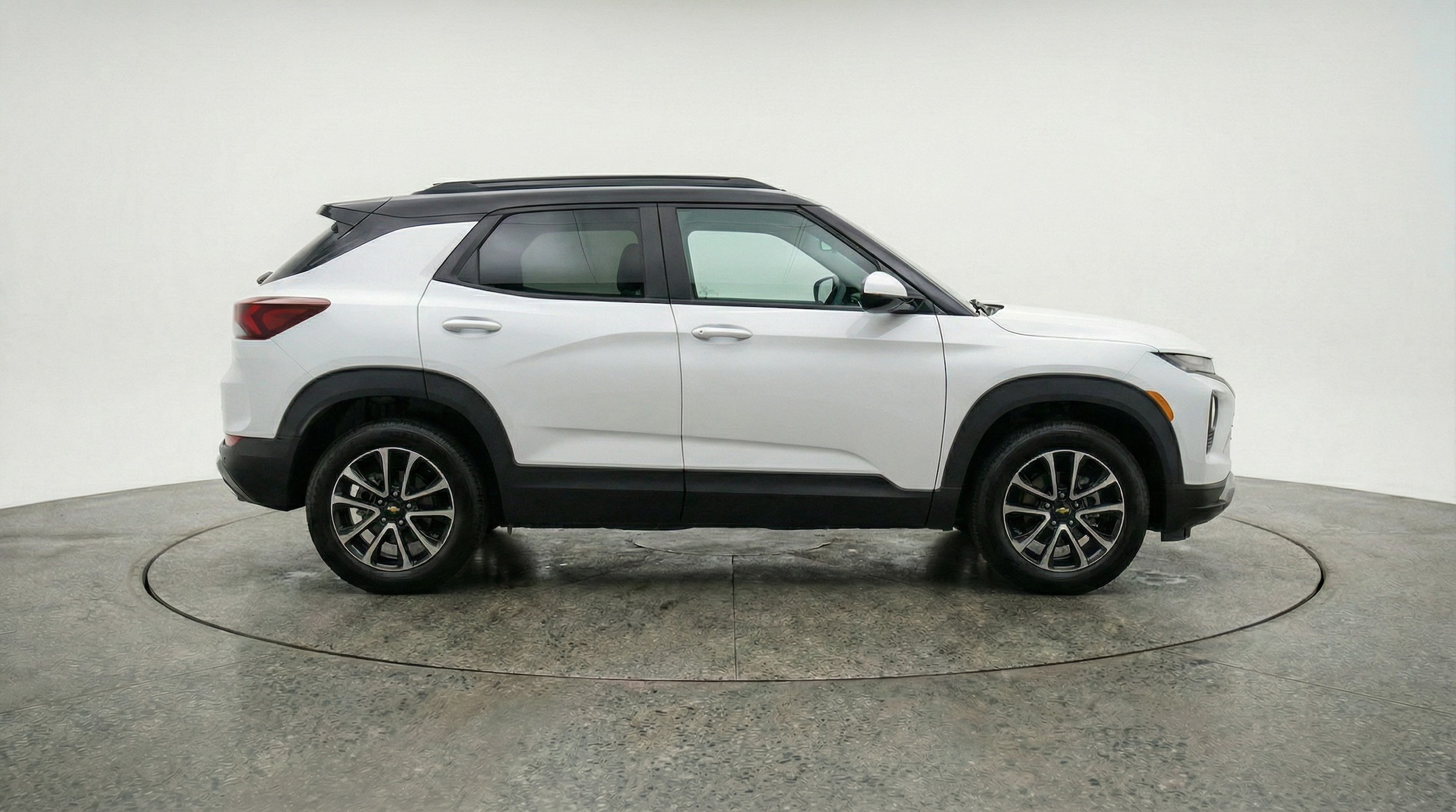 Thumbnail: 2025 Chevrolet TrailBlazer - 8