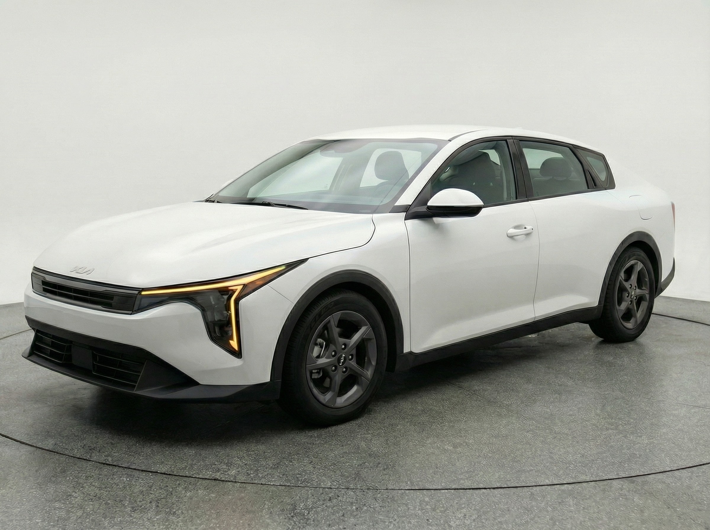 Thumbnail: 2025 Kia K4 - 3