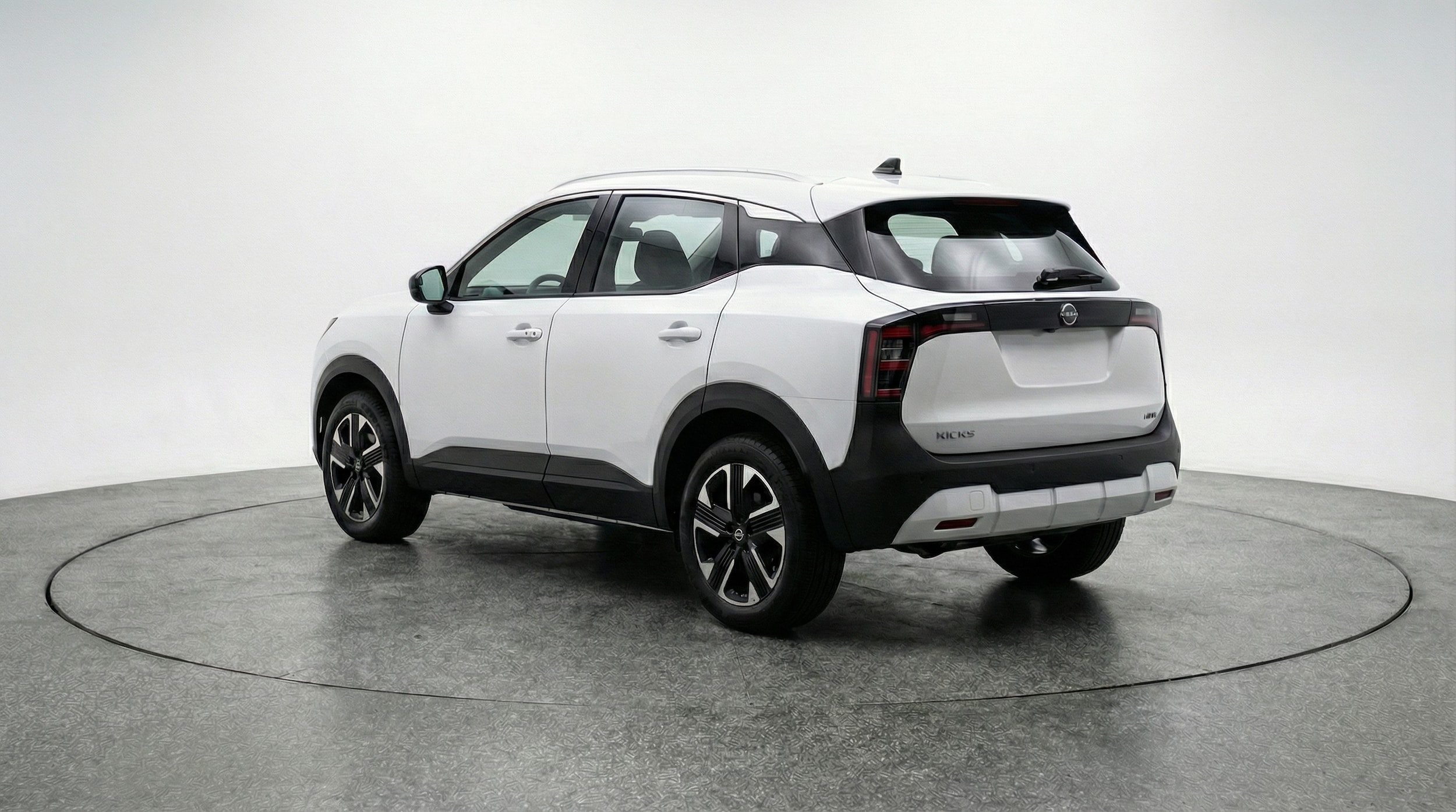 Thumbnail: 2026 Nissan Kicks - 5