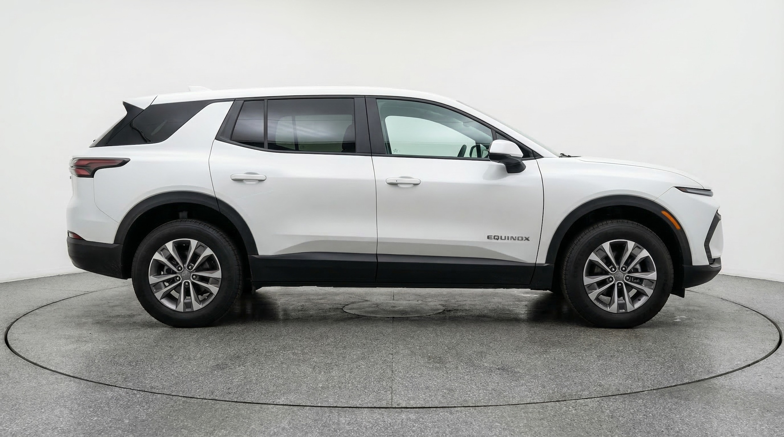 Thumbnail: 2025 Chevrolet Equinox - 8