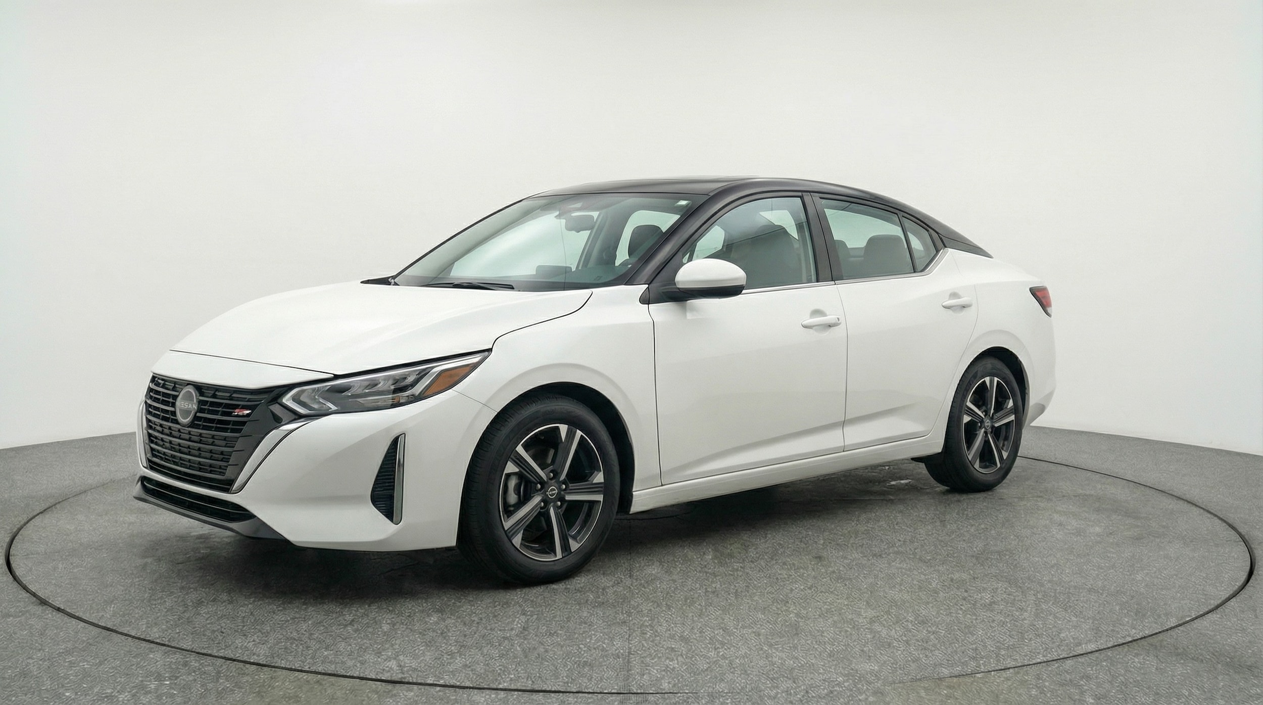 Thumbnail: 2025 Nissan Sentra - 3