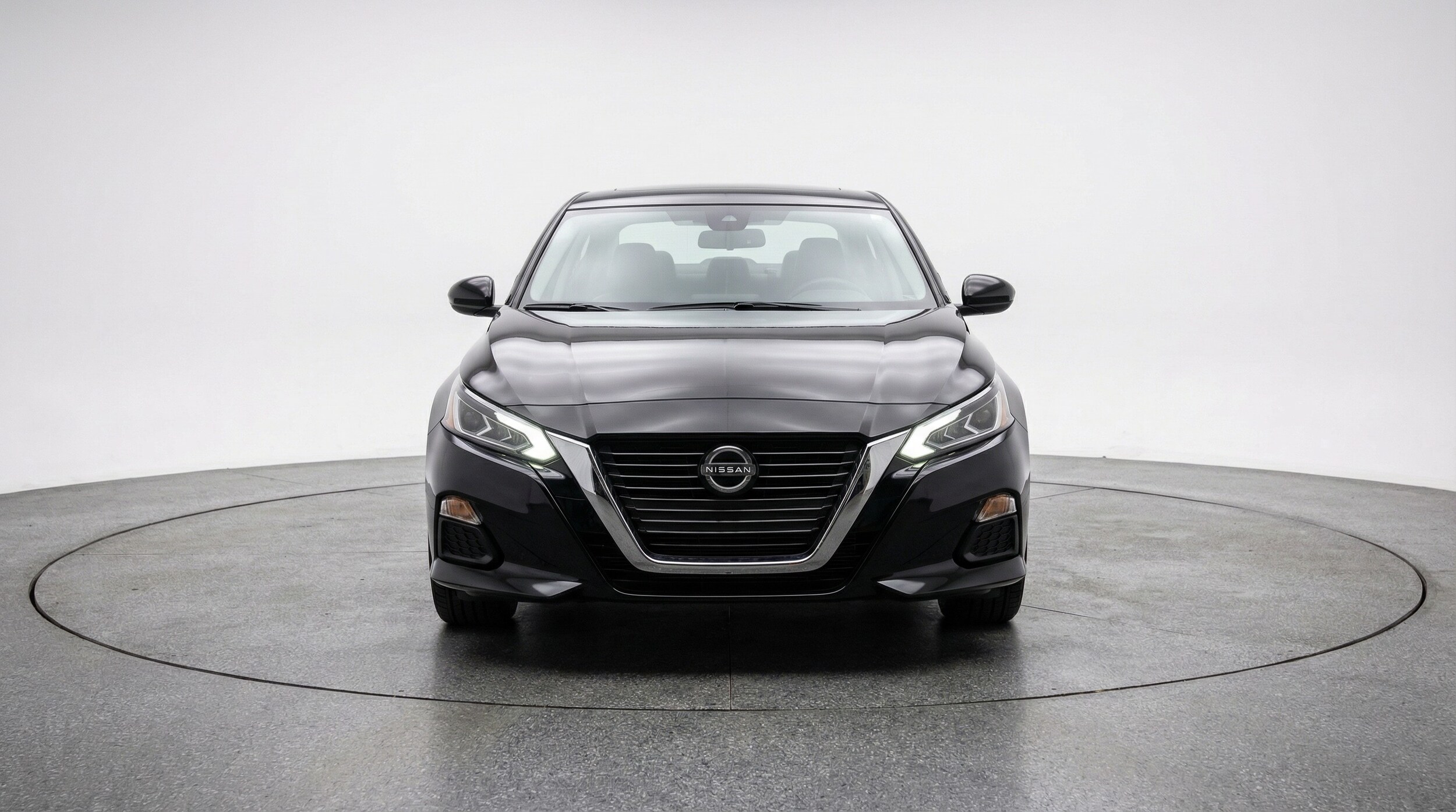 Thumbnail: 2025 Nissan Altima - 2