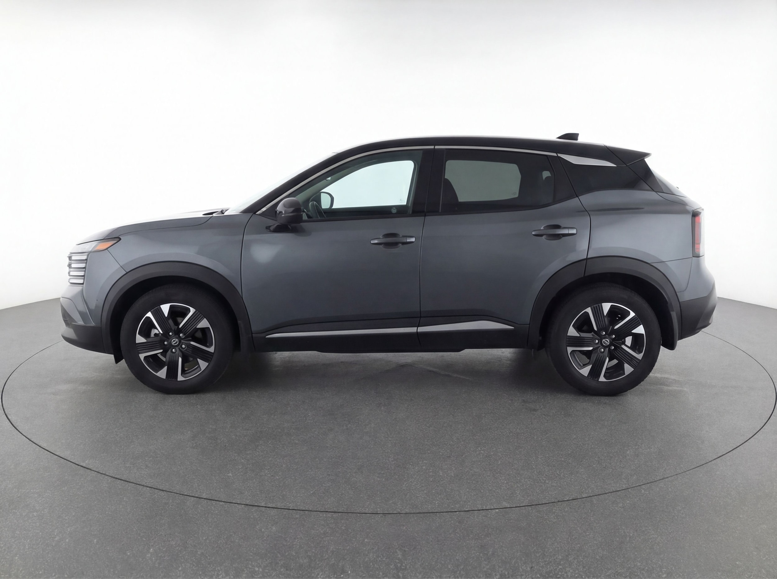 Thumbnail: 2025 Nissan Kicks - 4