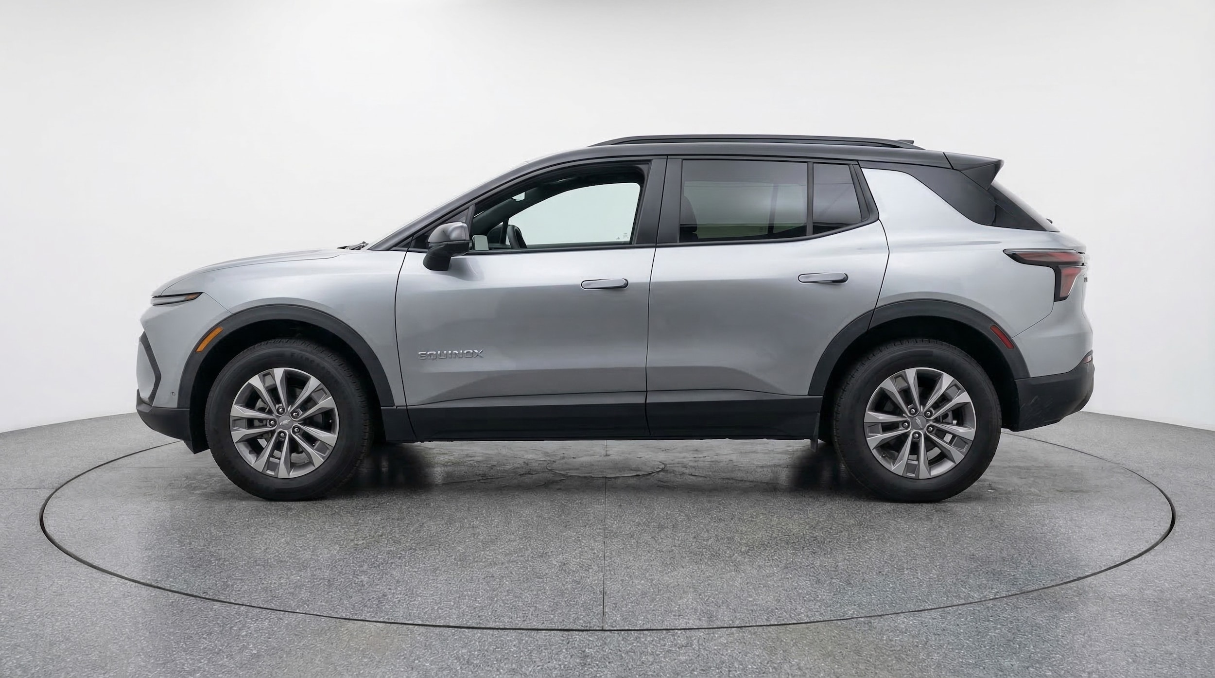 Thumbnail: 2025 Chevrolet Equinox - 4