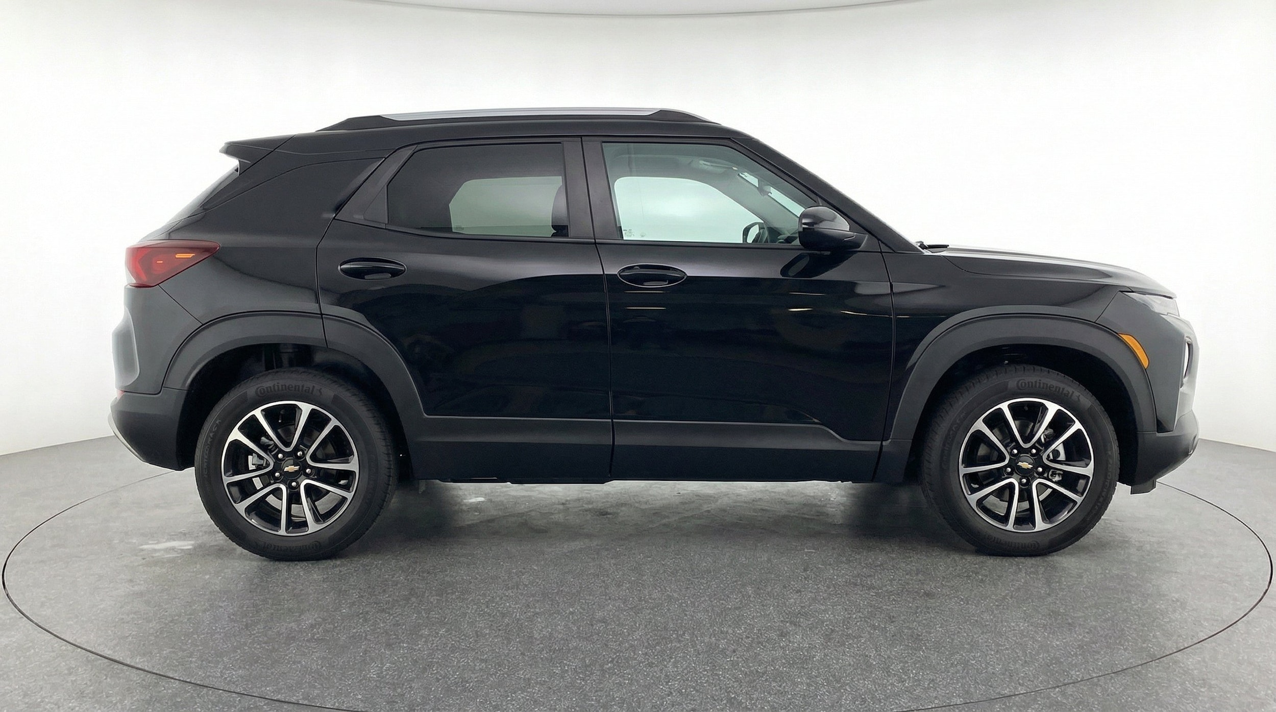Thumbnail: 2025 Chevrolet TrailBlazer - 10
