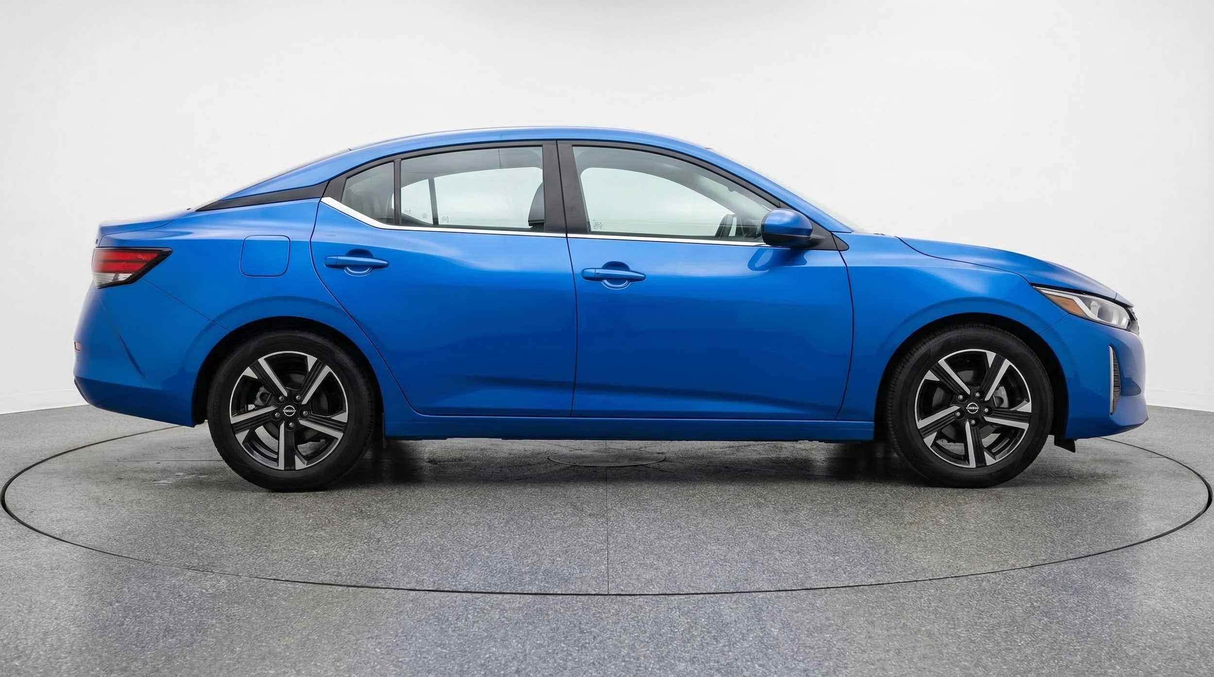 Thumbnail: 2025 Nissan Sentra - 8