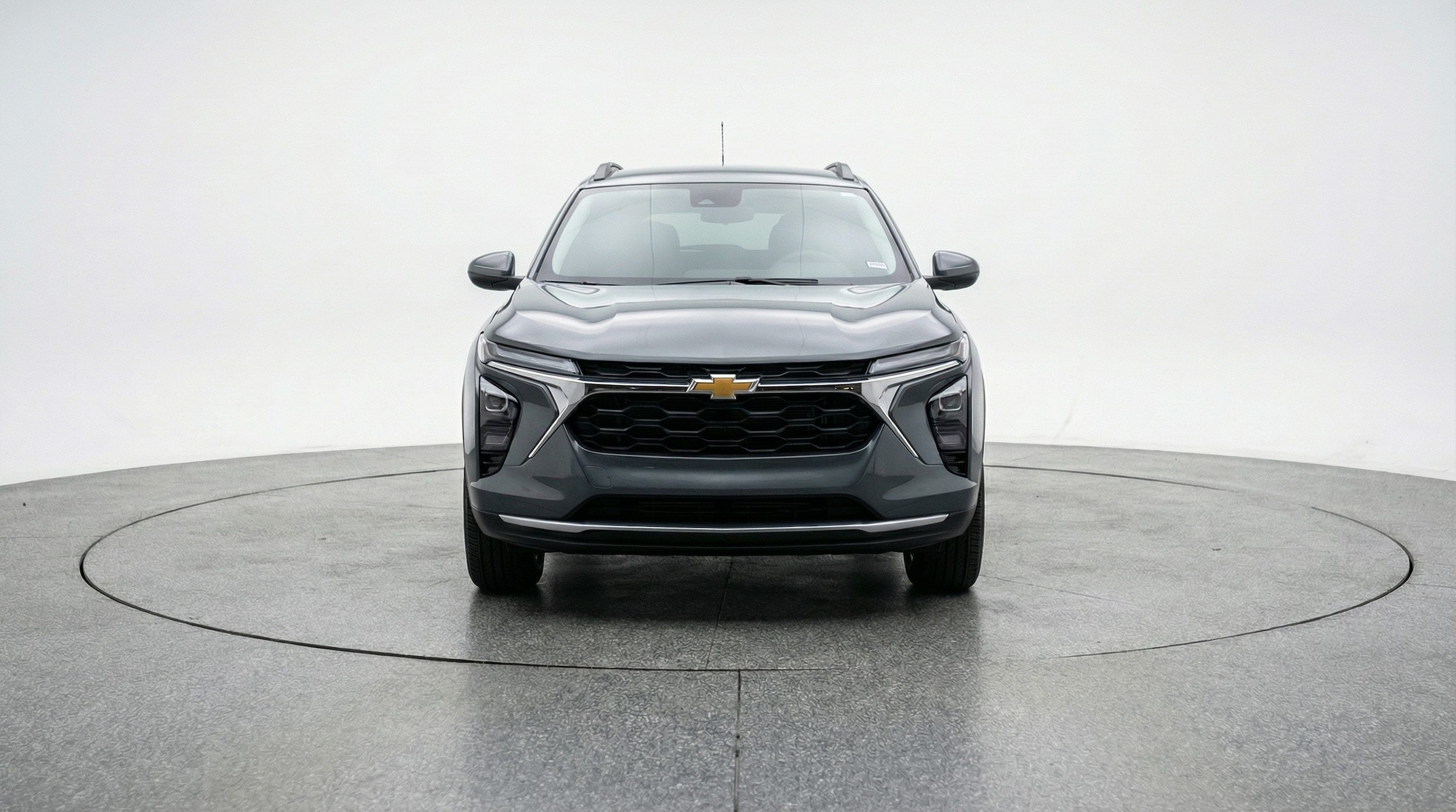 Thumbnail: 2025 Chevrolet Trax - 2