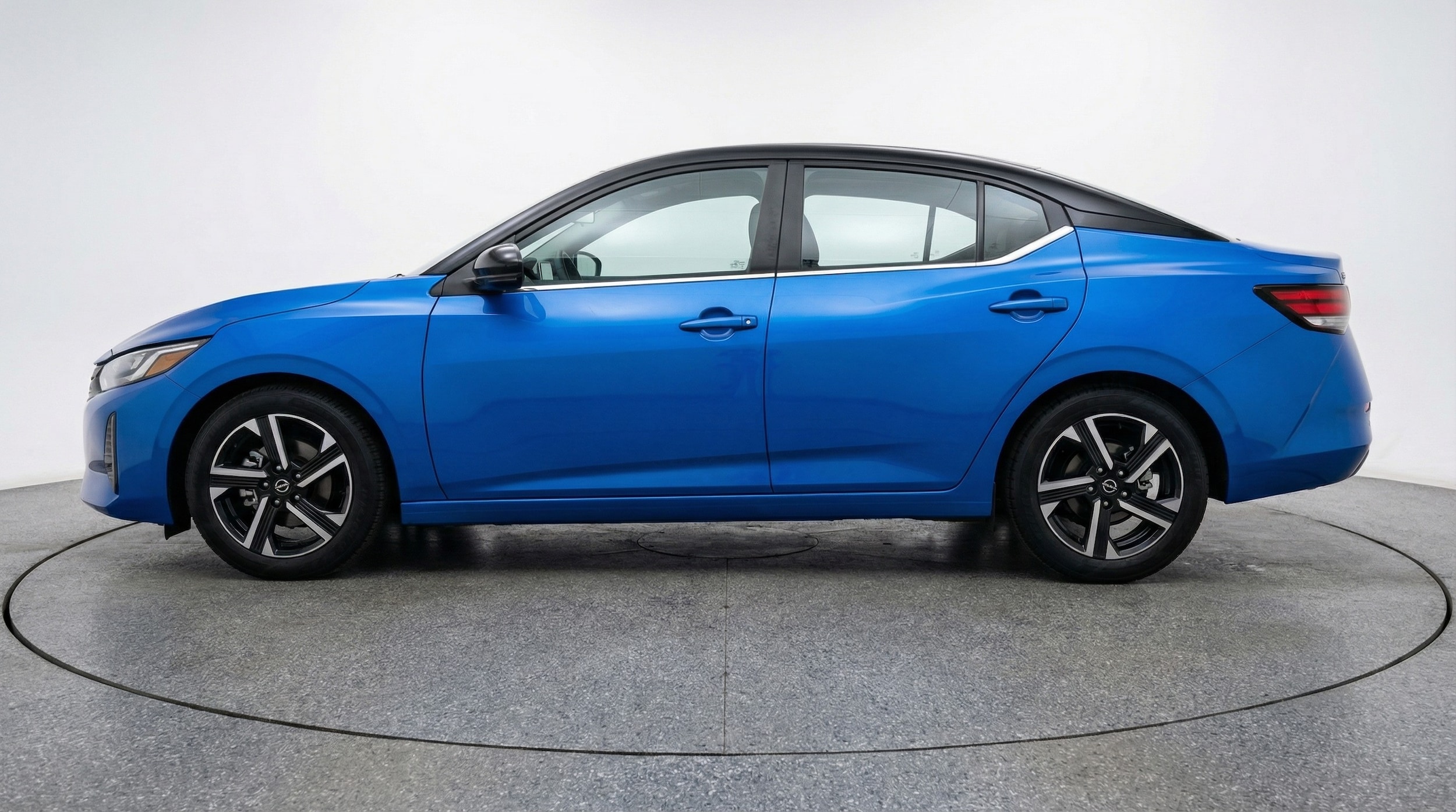 Thumbnail: 2025 Nissan Sentra - 4