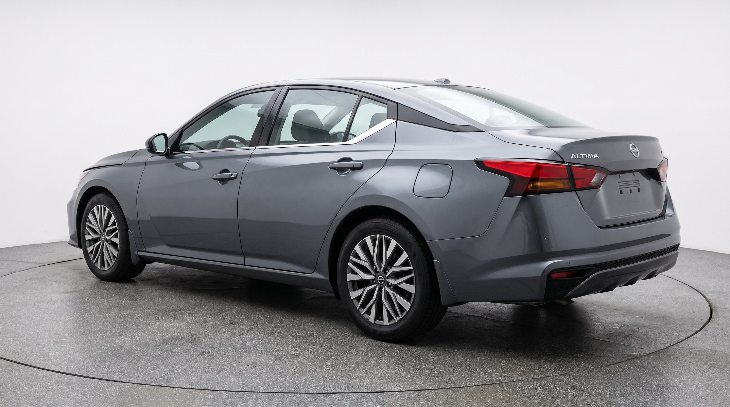 Thumbnail: 2025 Nissan Altima - 5