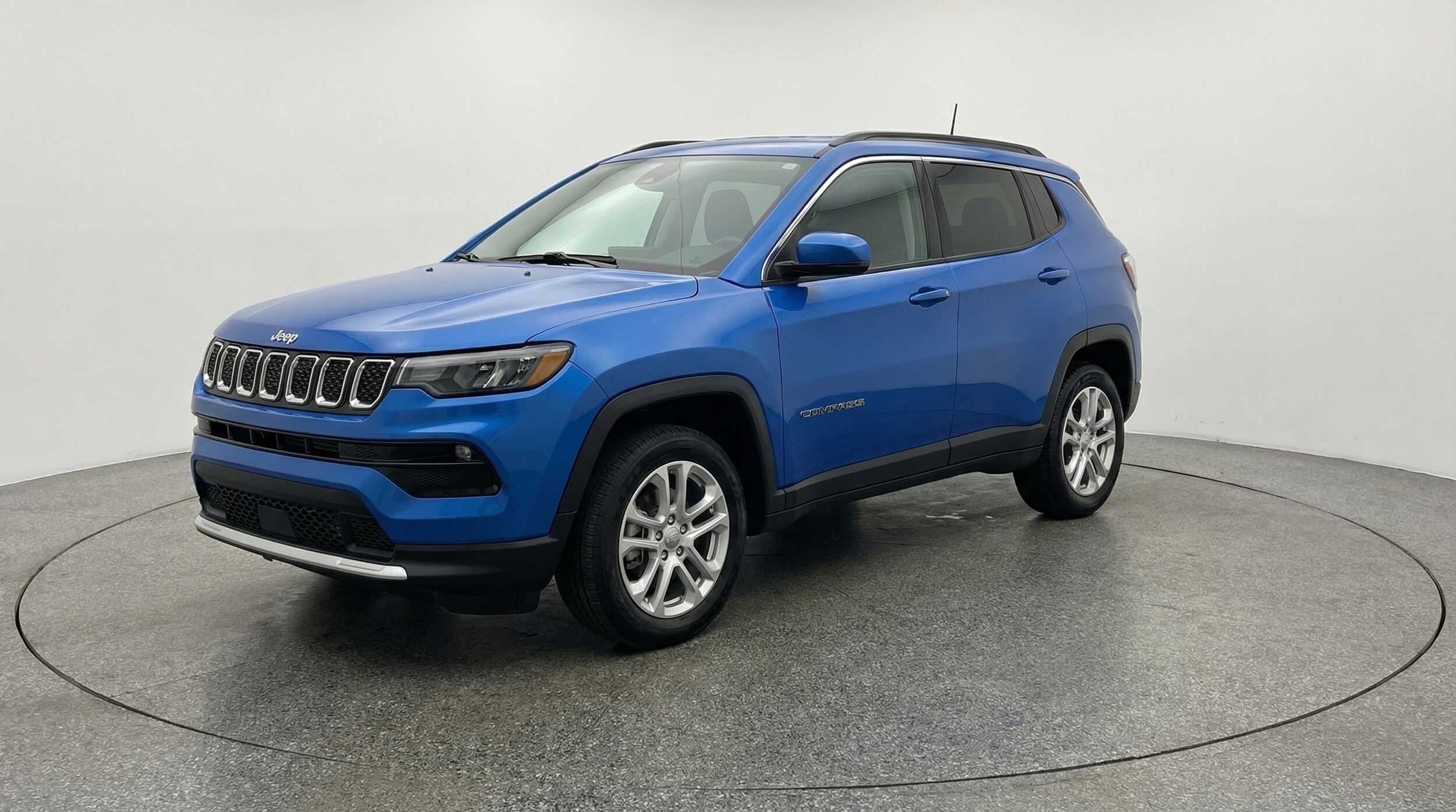 Thumbnail: 2025 Jeep Compass - 3