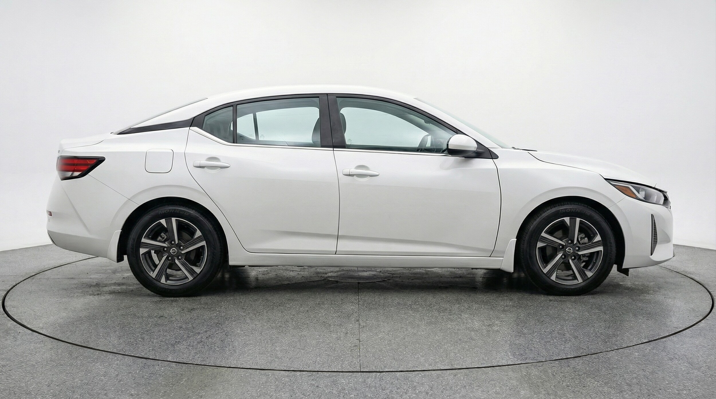 Thumbnail: 2024 Nissan Sentra - 8