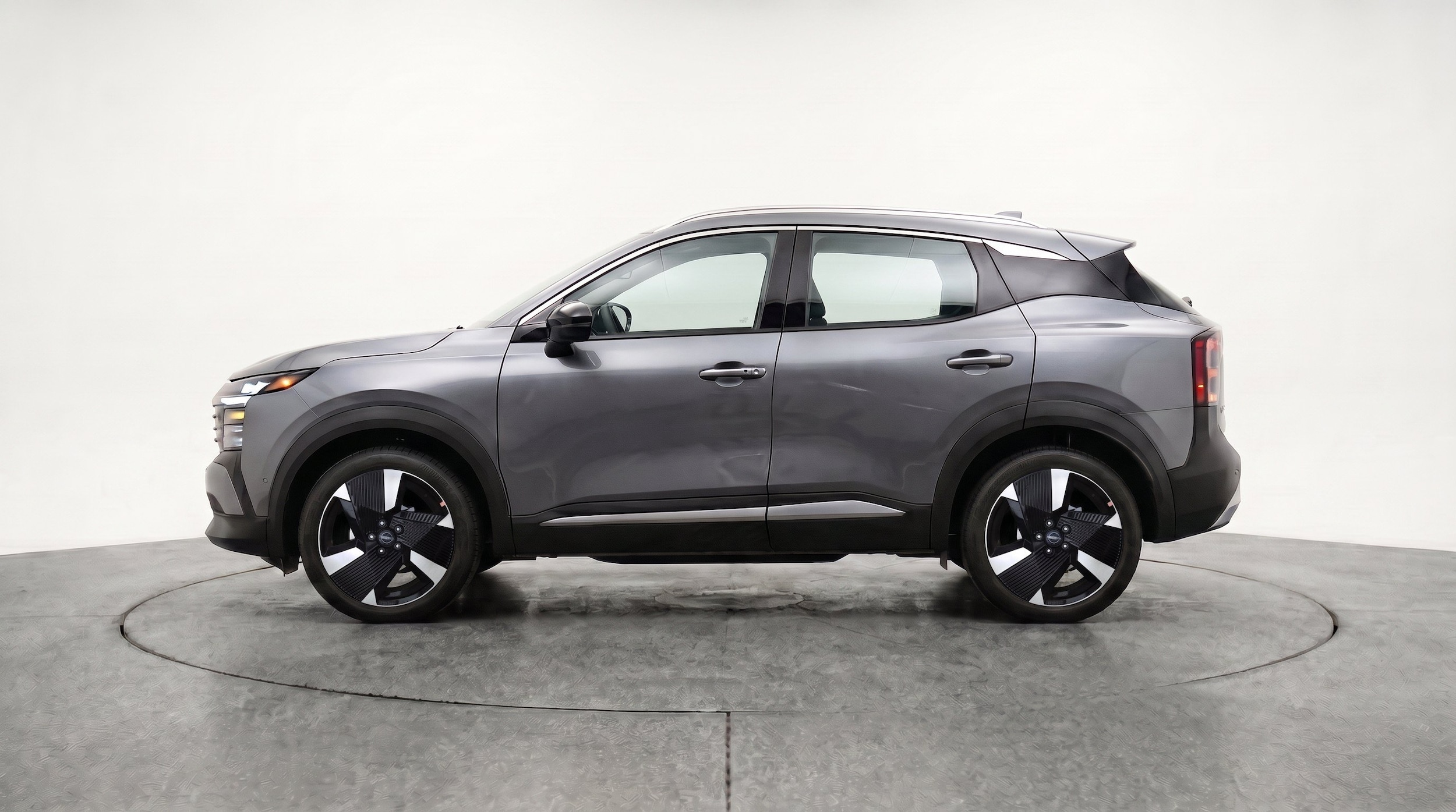Thumbnail: 2026 Nissan Kicks - 5