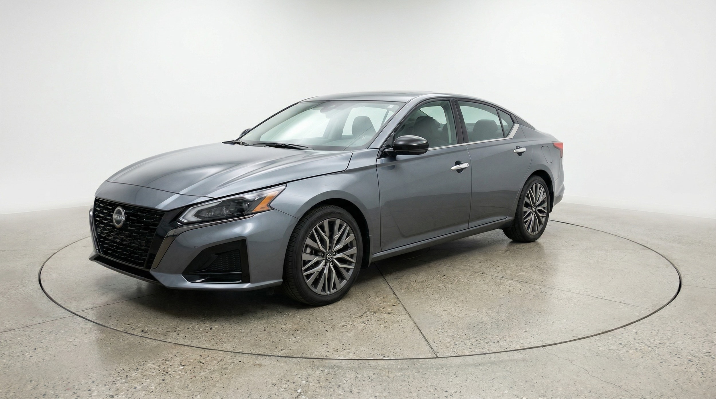 Thumbnail: 2025 Nissan Altima - 3