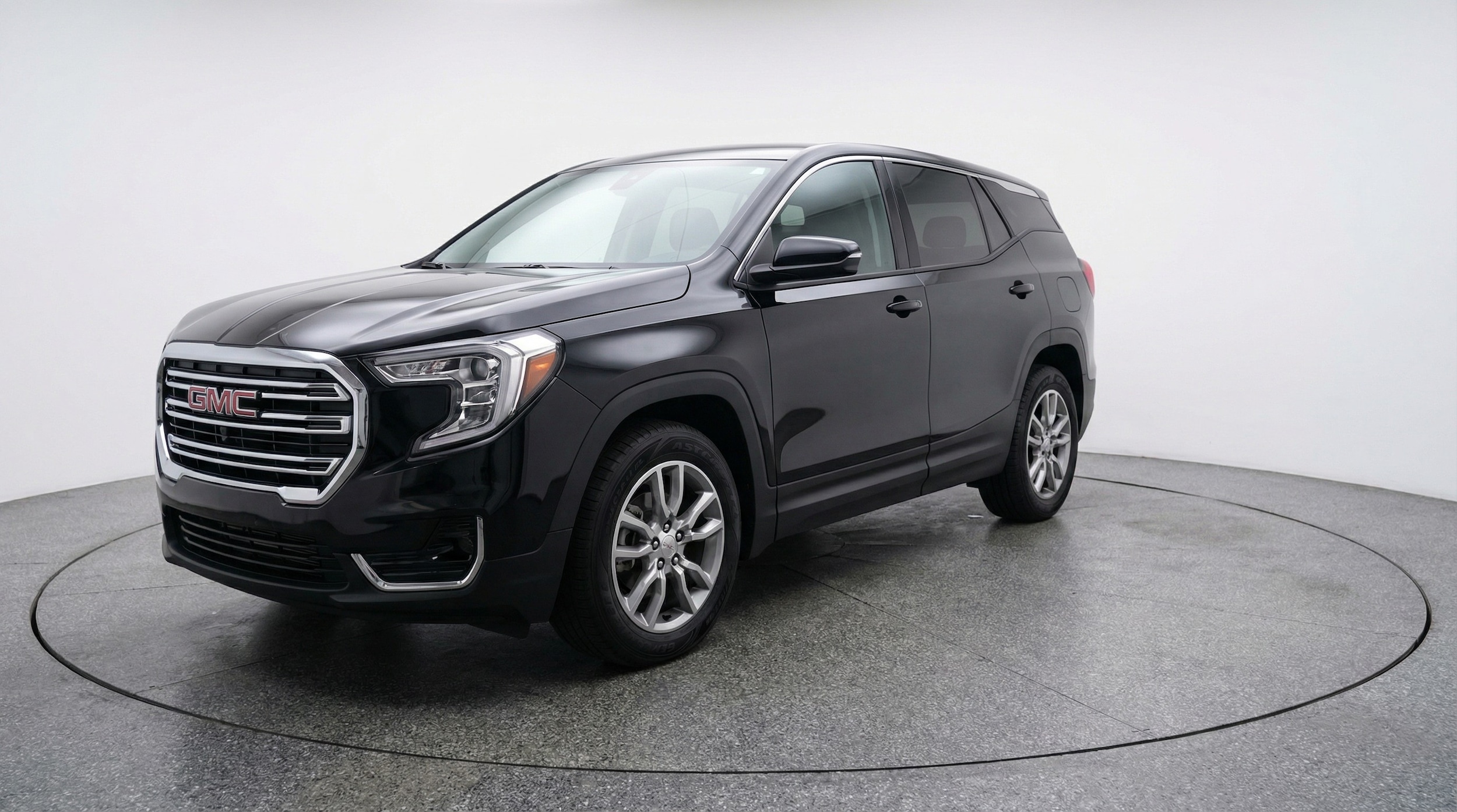 Thumbnail: 2024 GMC Terrain - 3