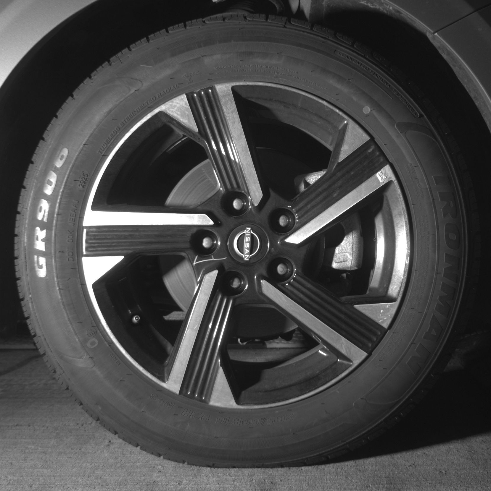 Thumbnail: 2025 Nissan Sentra - 10