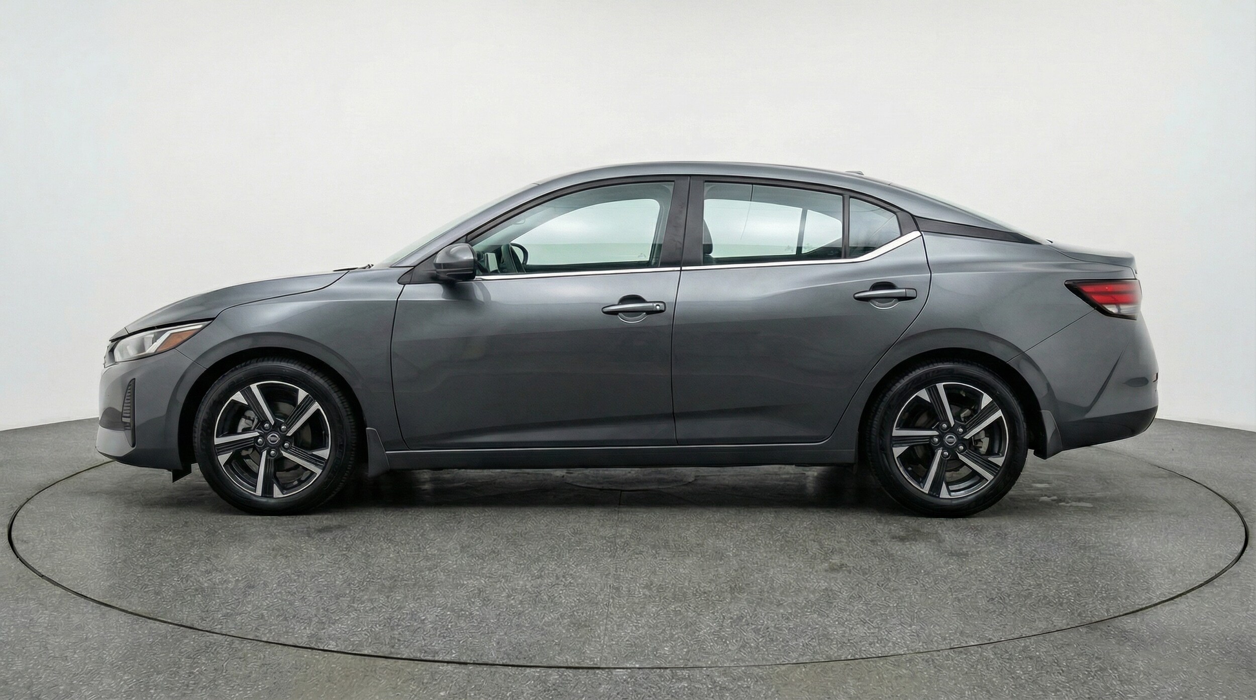 Thumbnail: 2025 Nissan Sentra - 4