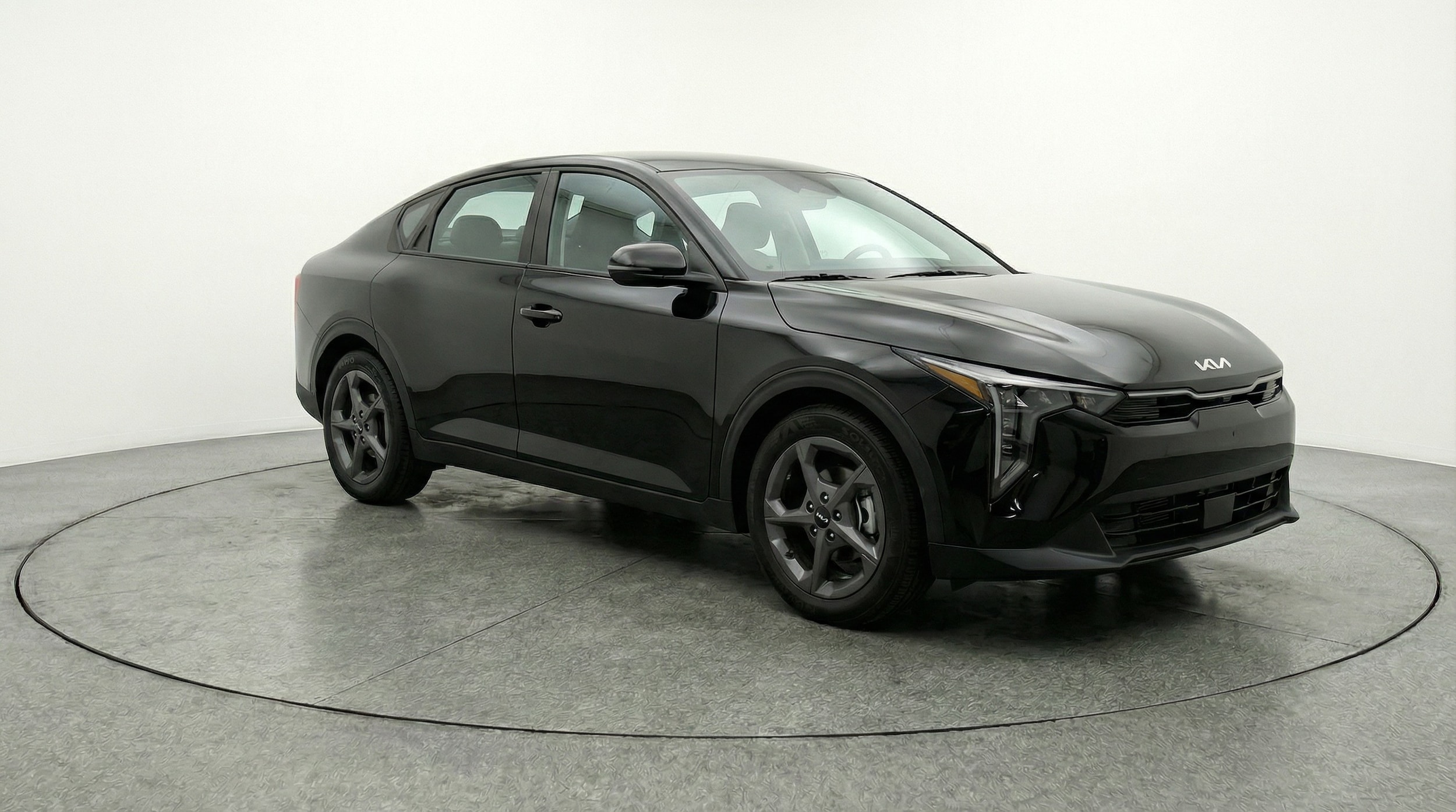 Thumbnail: 2025 Kia K4 - 1