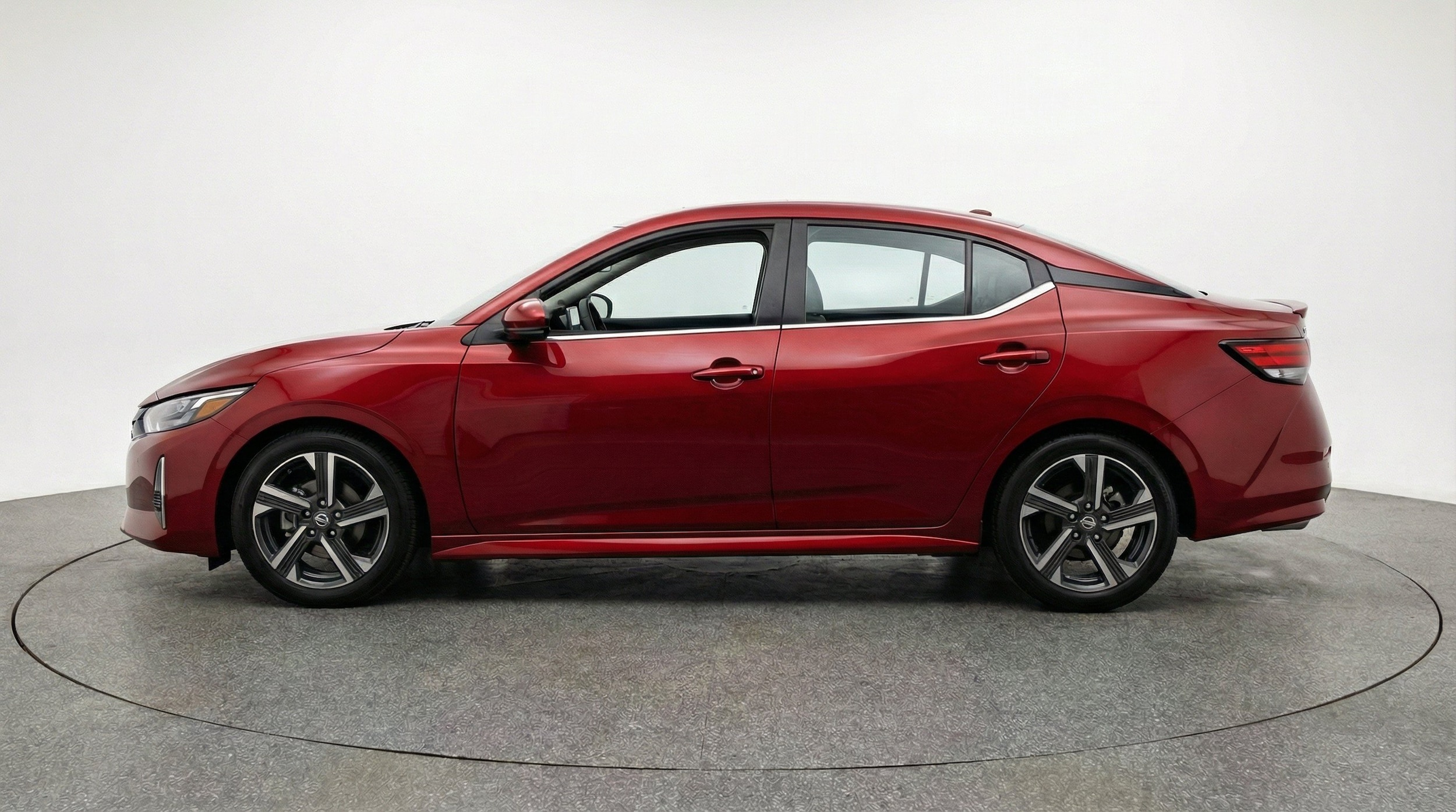 Thumbnail: 2025 Nissan Sentra - 5