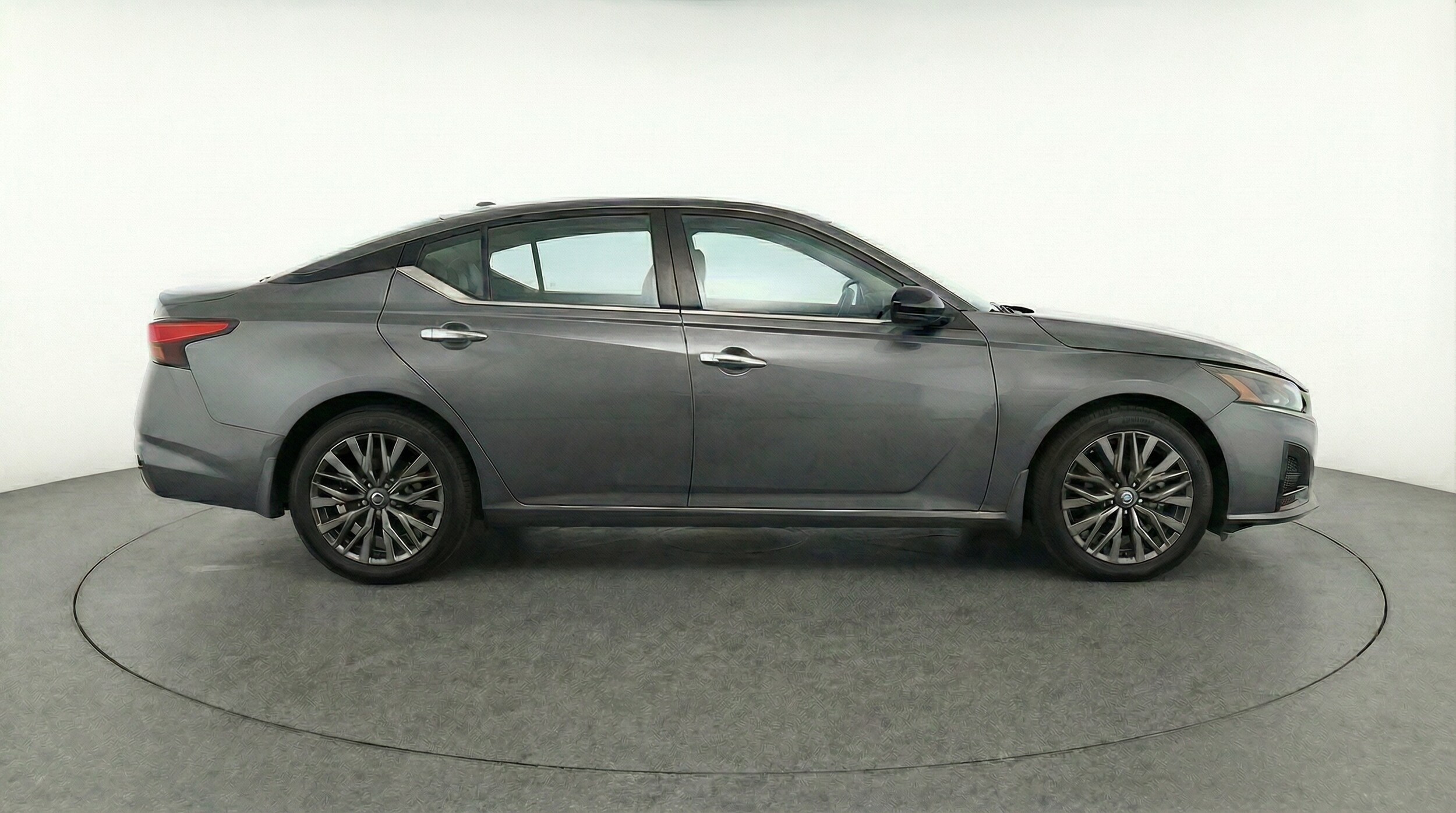 Thumbnail: 2025 Nissan Altima - 8