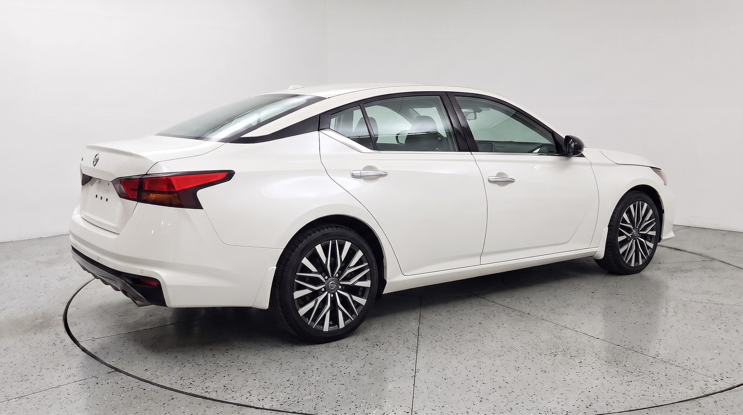 Thumbnail: 2025 Nissan Altima - 7