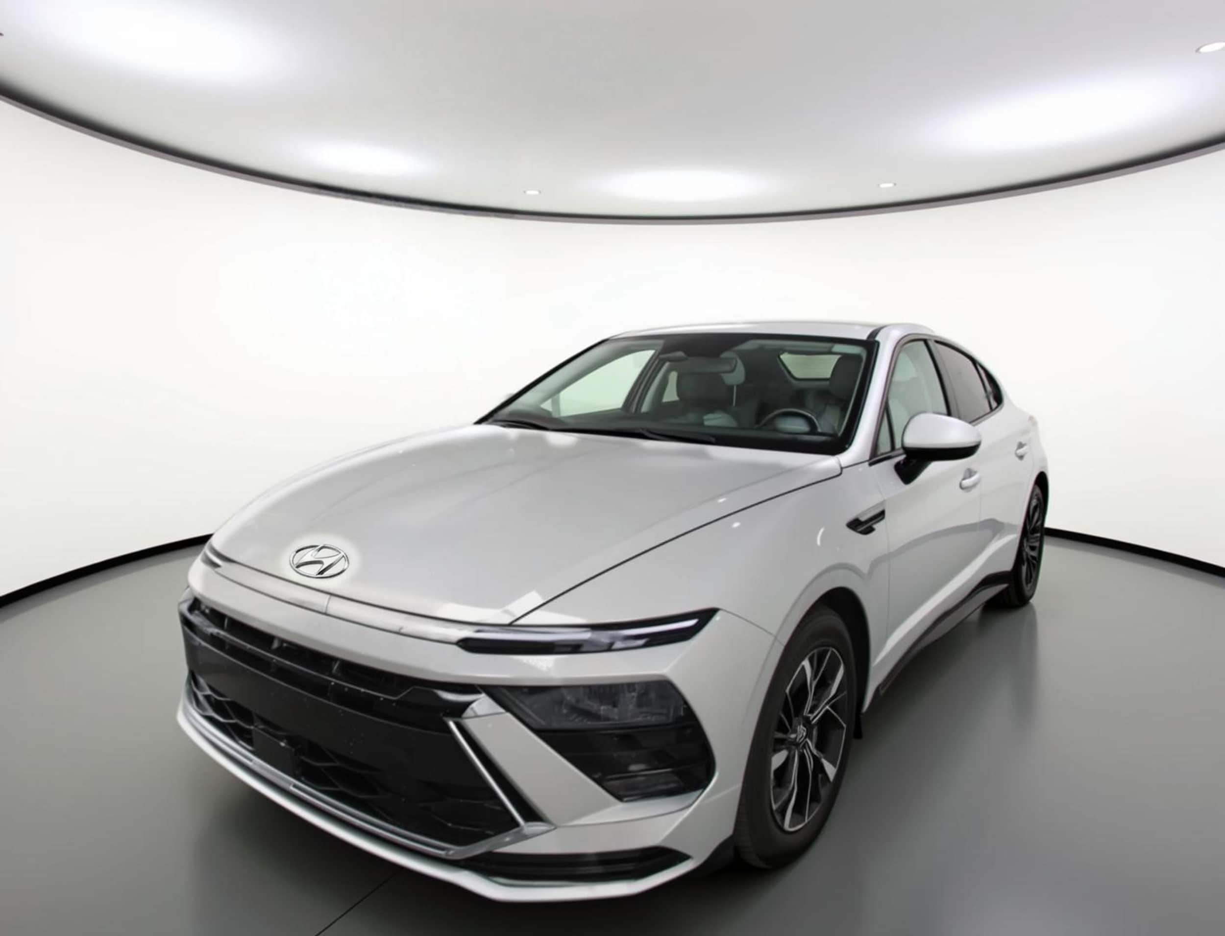 Thumbnail: 2025 Hyundai Sonata - 3