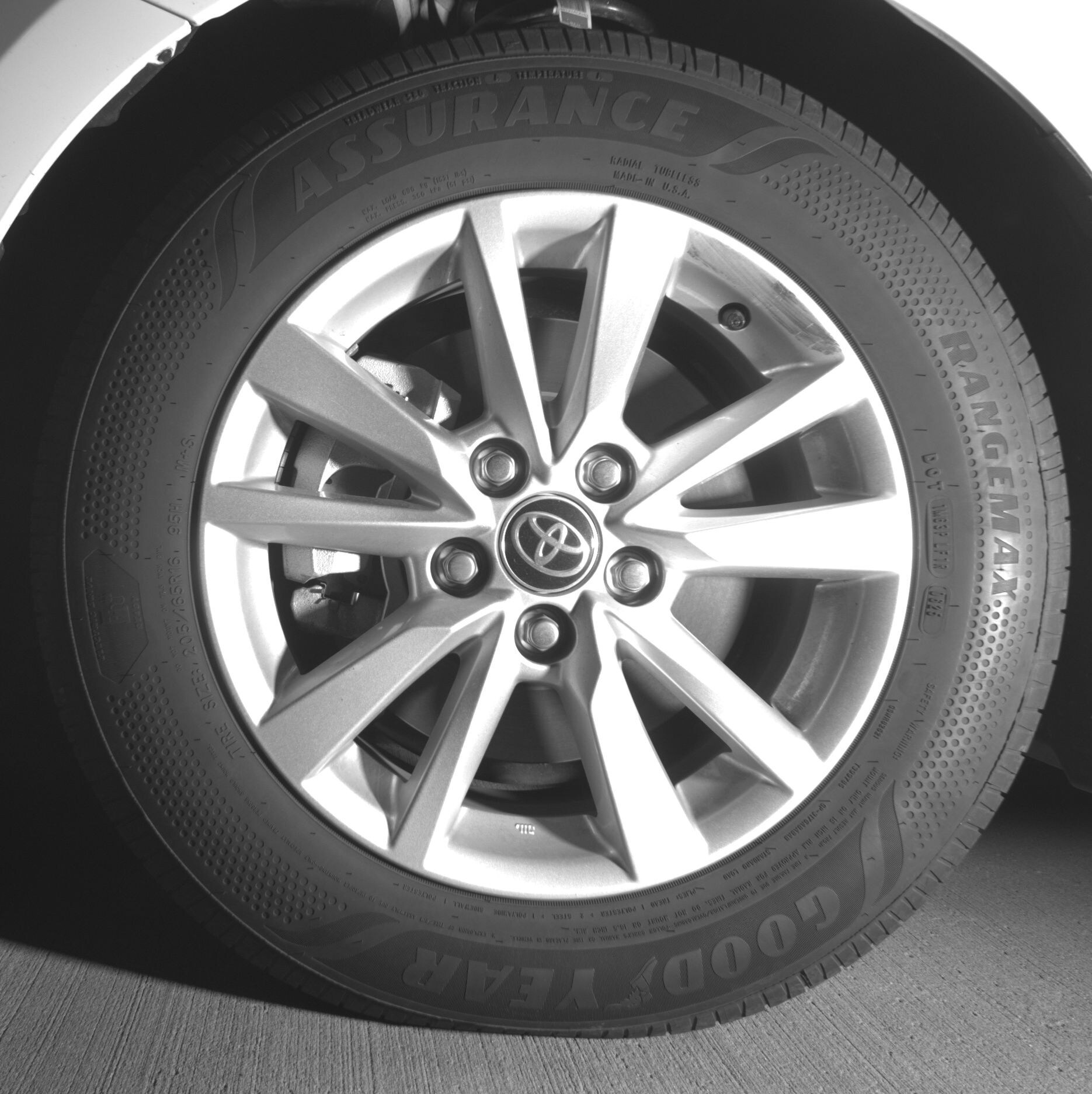 Thumbnail: 2025 Toyota Camry - 9