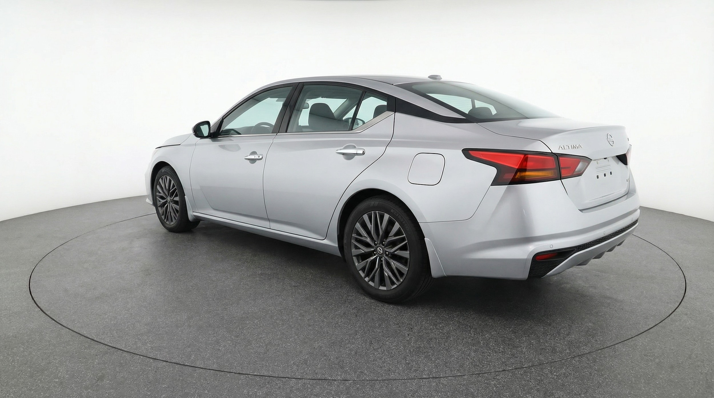 Thumbnail: 2025 Nissan Altima - 5