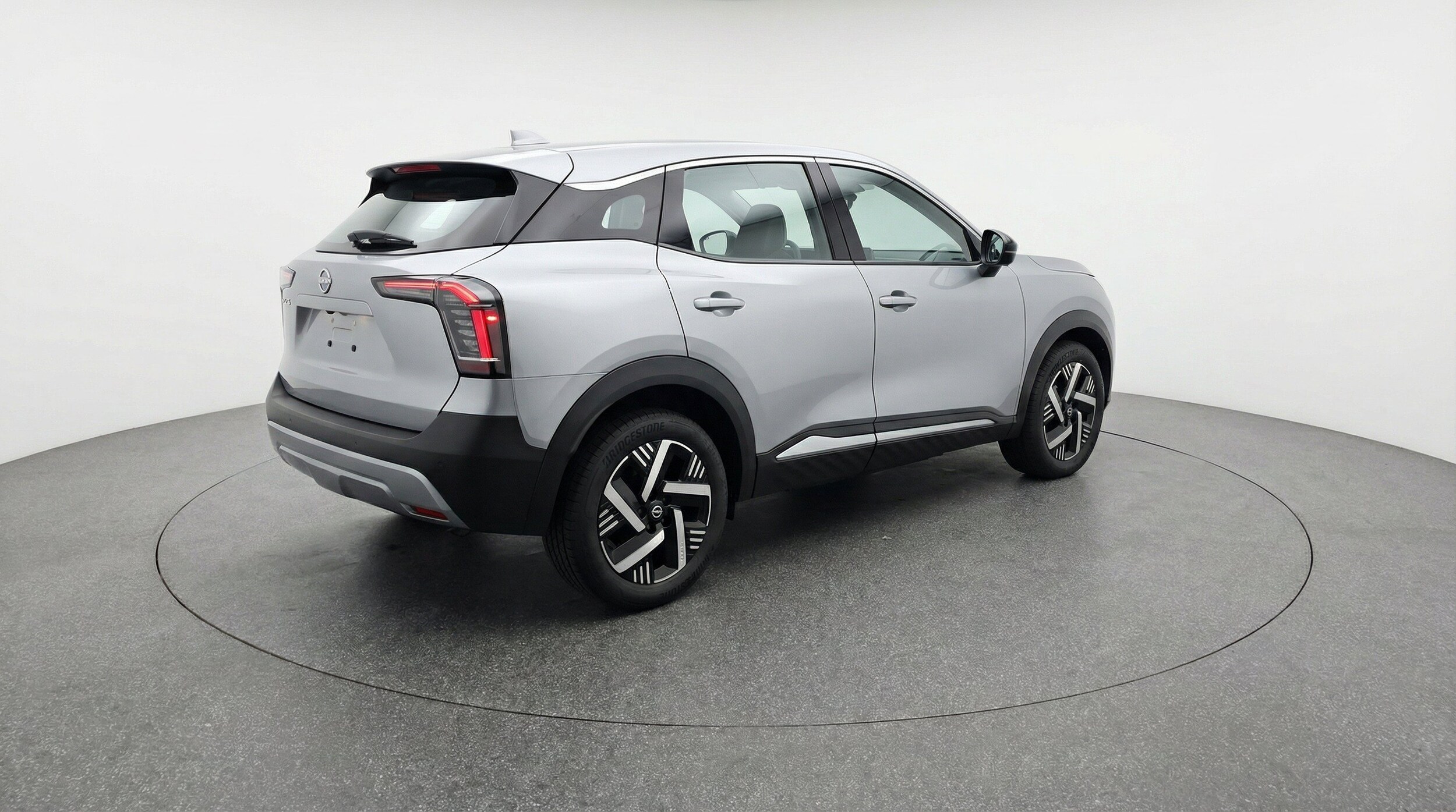 Thumbnail: 2026 Nissan Kicks - 9